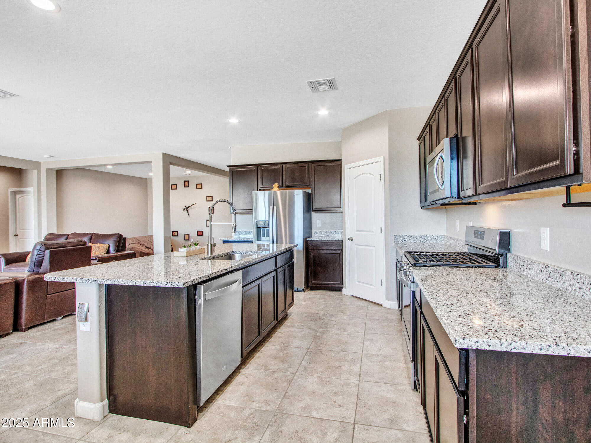 Buckeye, Arizona 85396, United States, 4 Bedrooms Bedrooms, ,3 BathroomsBathrooms,Residential,Active,107160