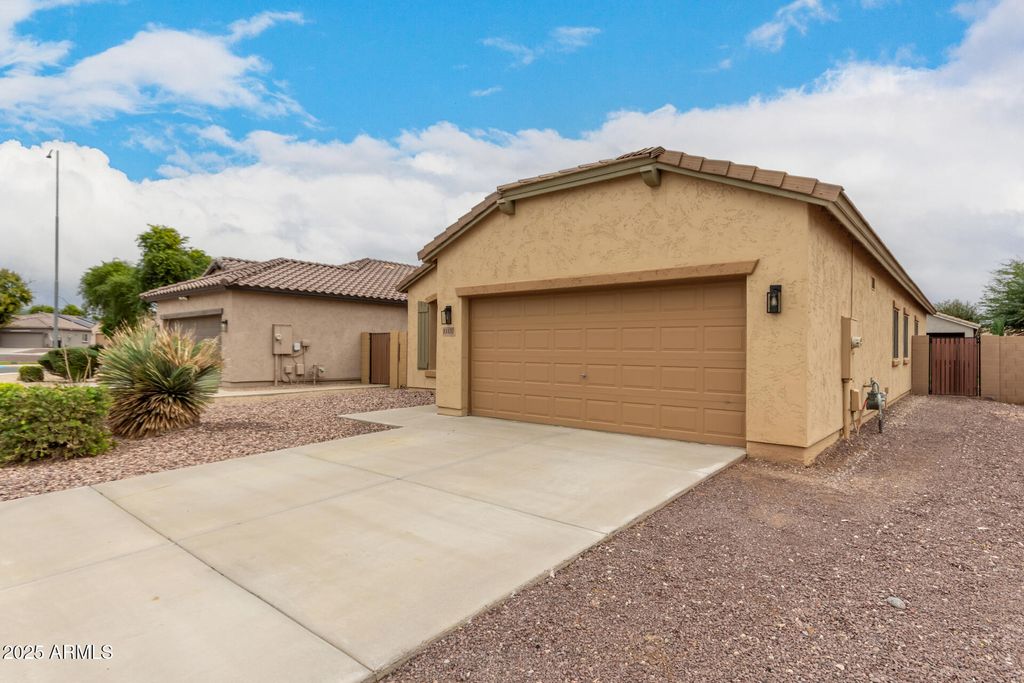 Photo of 11137 E Sutter Avenue, Mesa, AZ 85212 (MLS # 6951073)