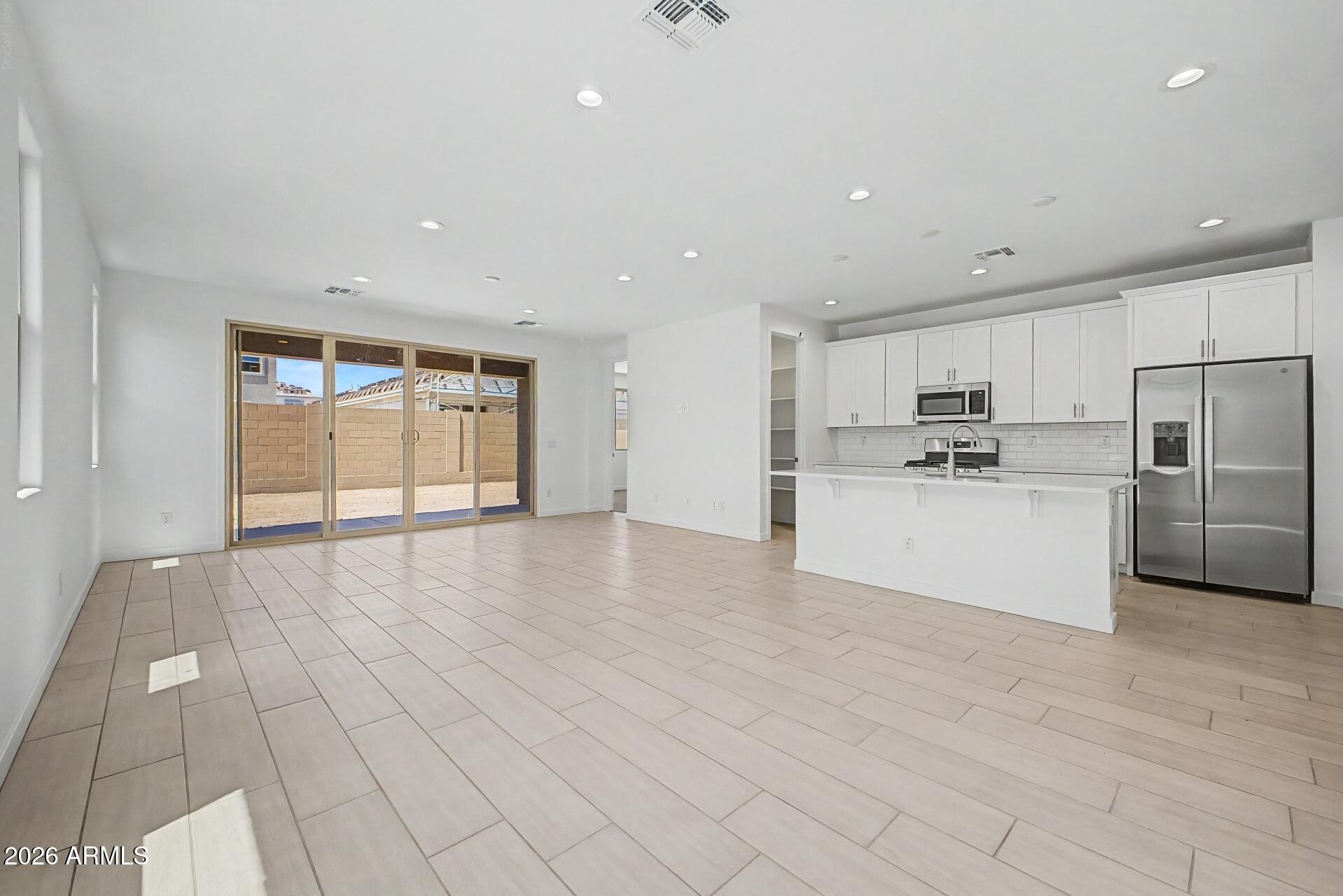 8038 W GRANADA Road