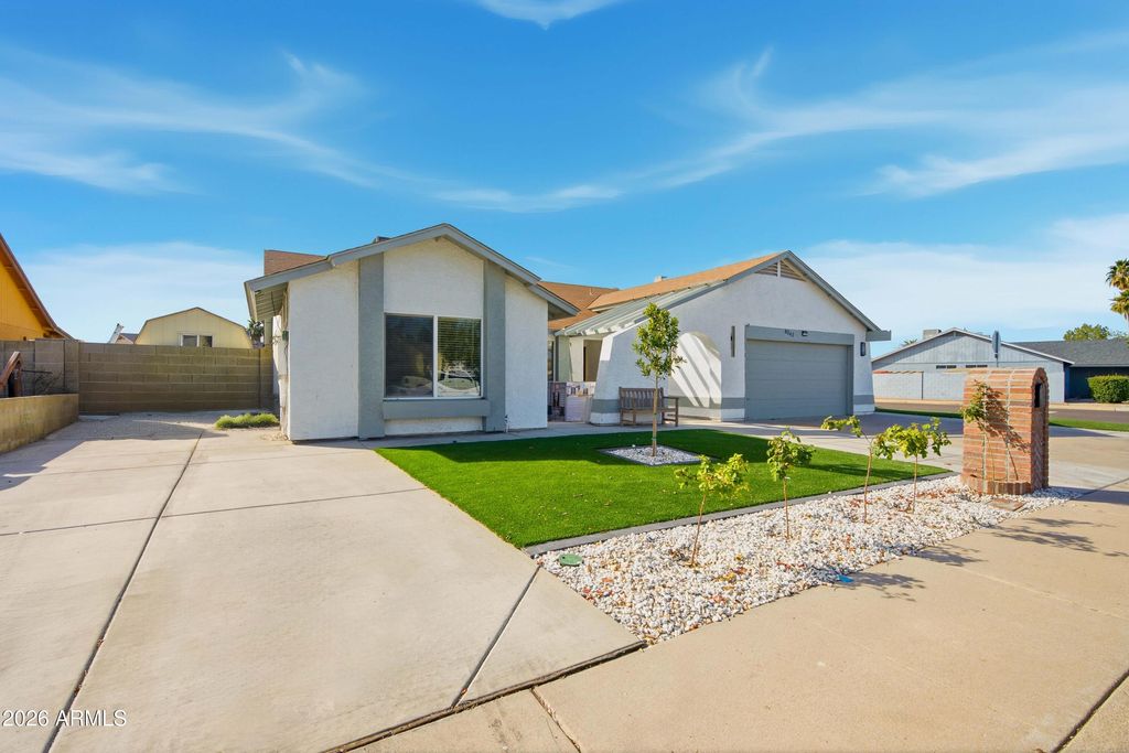 Photo of 8043 W Tuckey Lane, Glendale, AZ 85303 (MLS # 6977188)