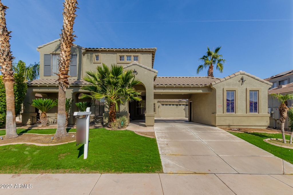 Photo of 12534 W Solano Drive, Litchfield Park, AZ 85340 (MLS # 6949247)