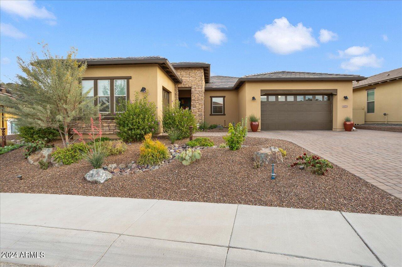 3273 PROSPECTOR Way