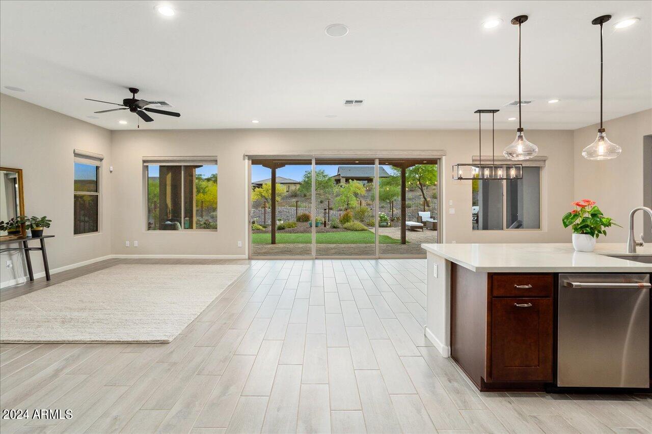 3273 PROSPECTOR Way