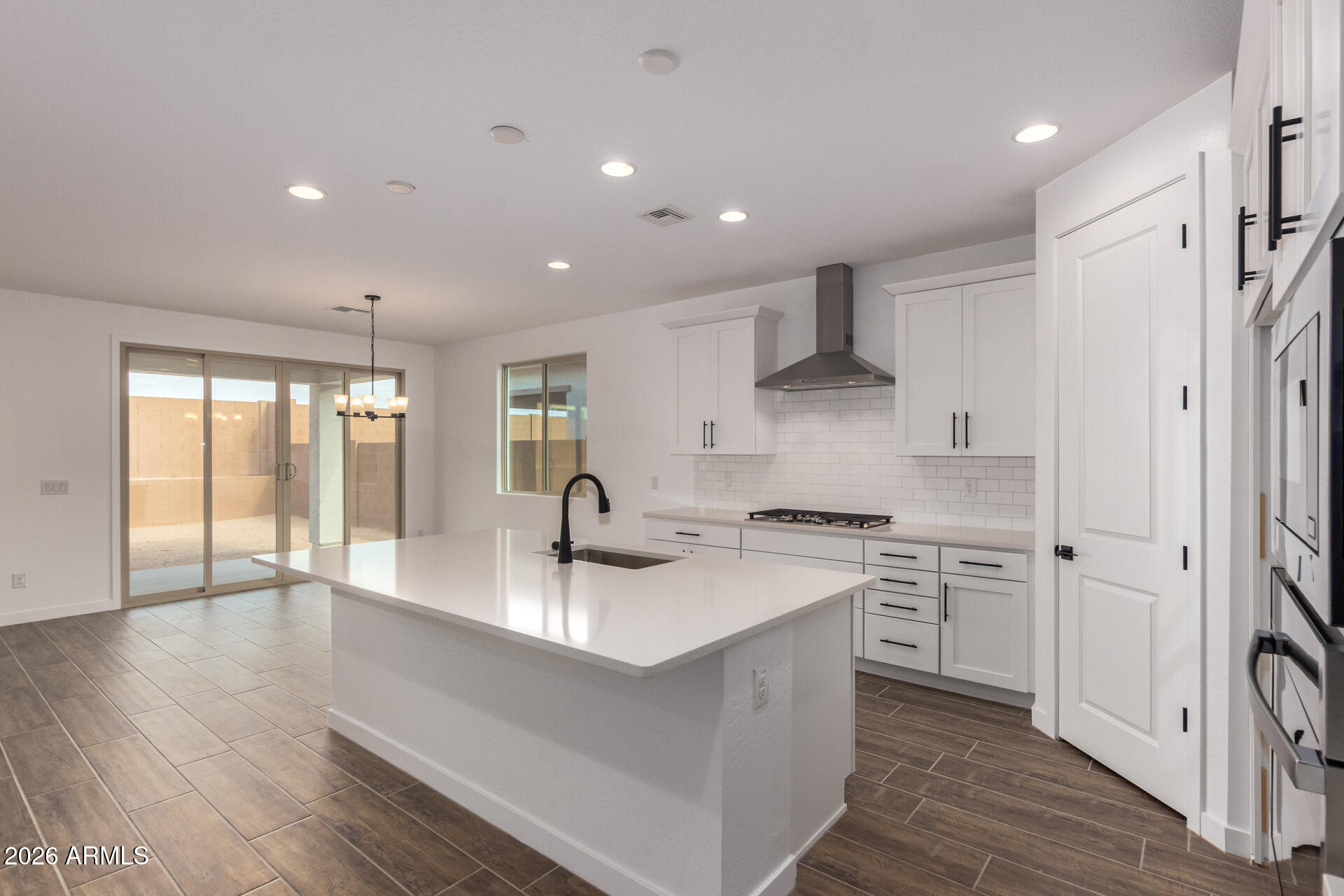 15884 W MIAMI Street