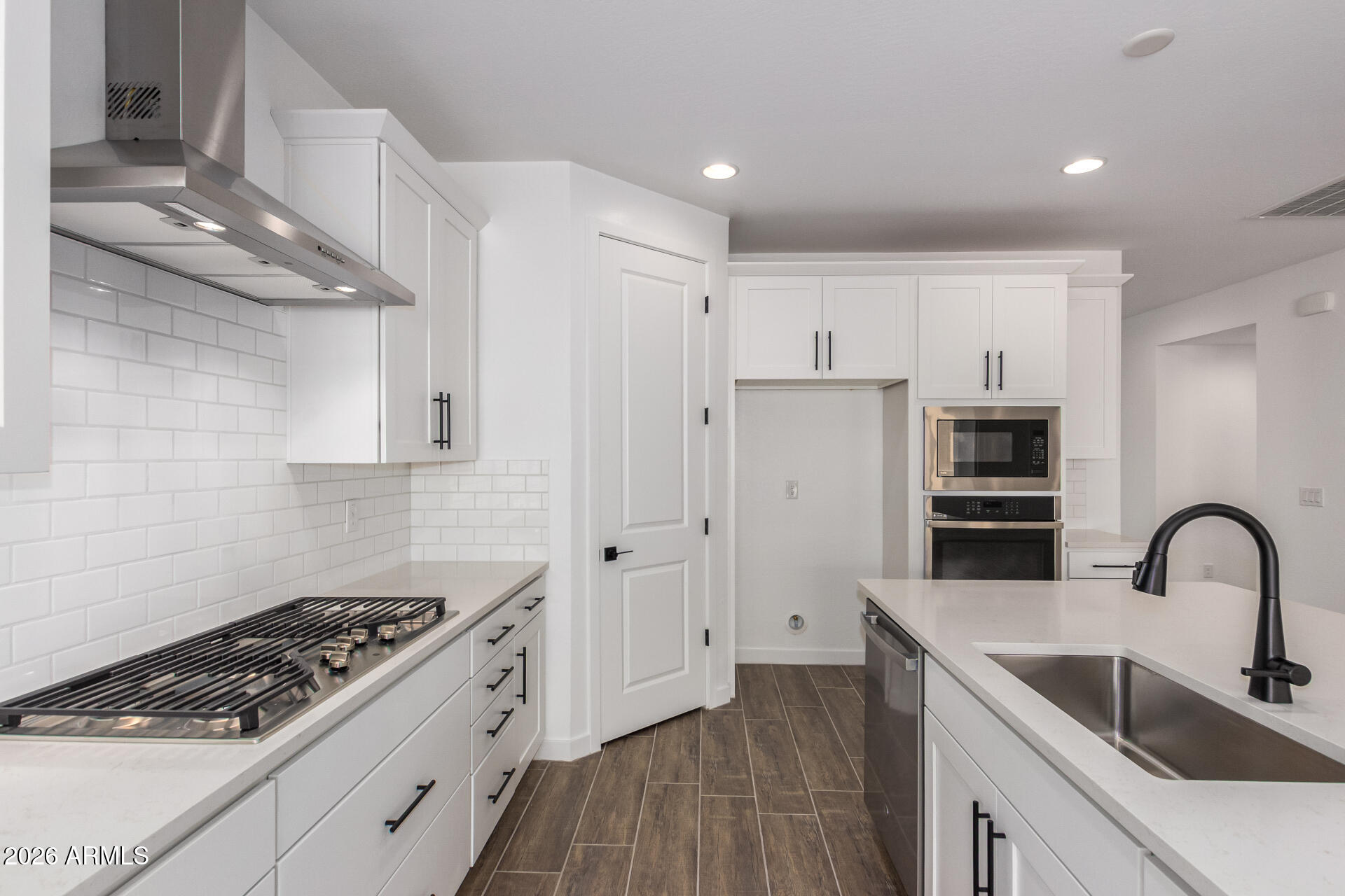 15884 W MIAMI Street