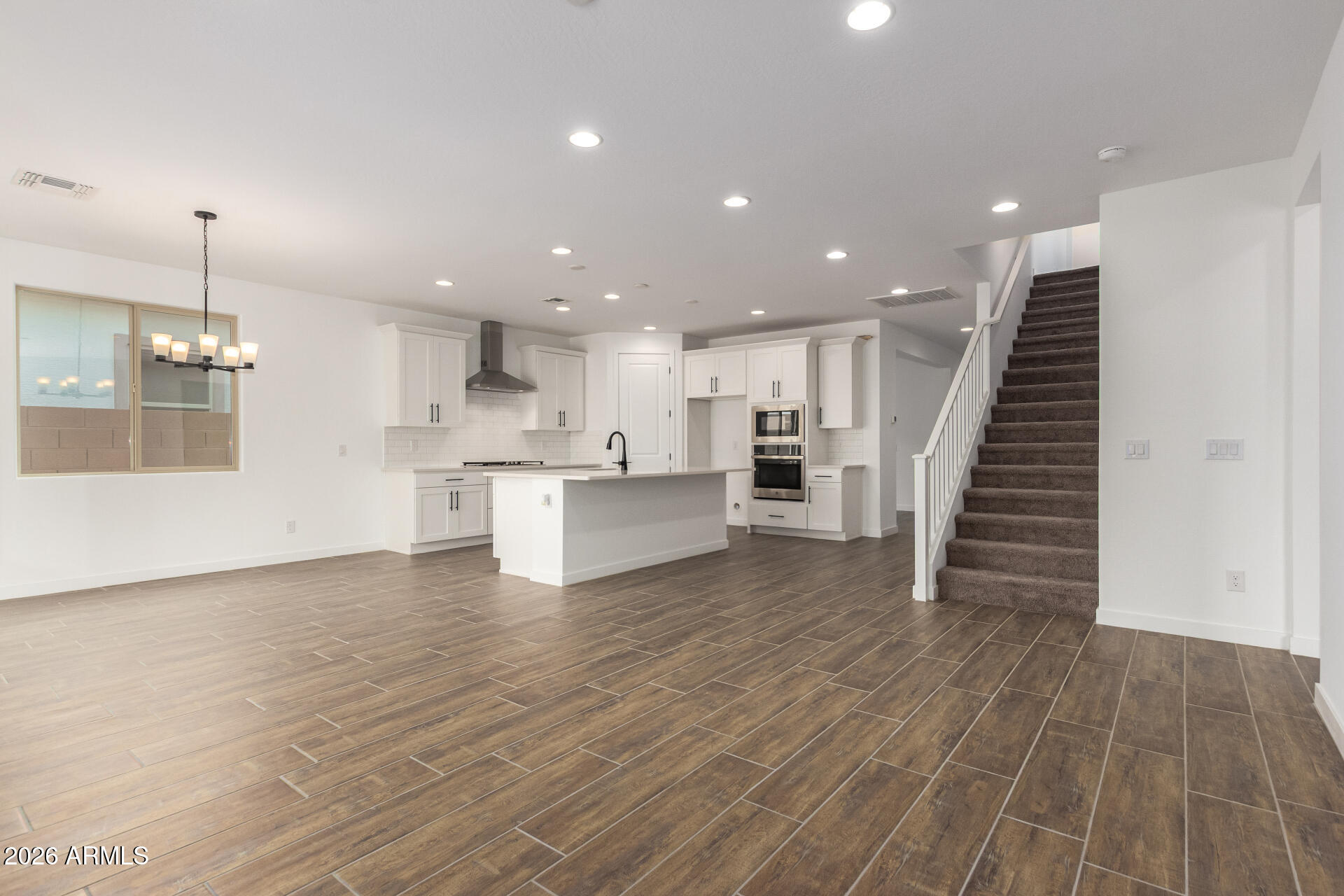 15884 W MIAMI Street