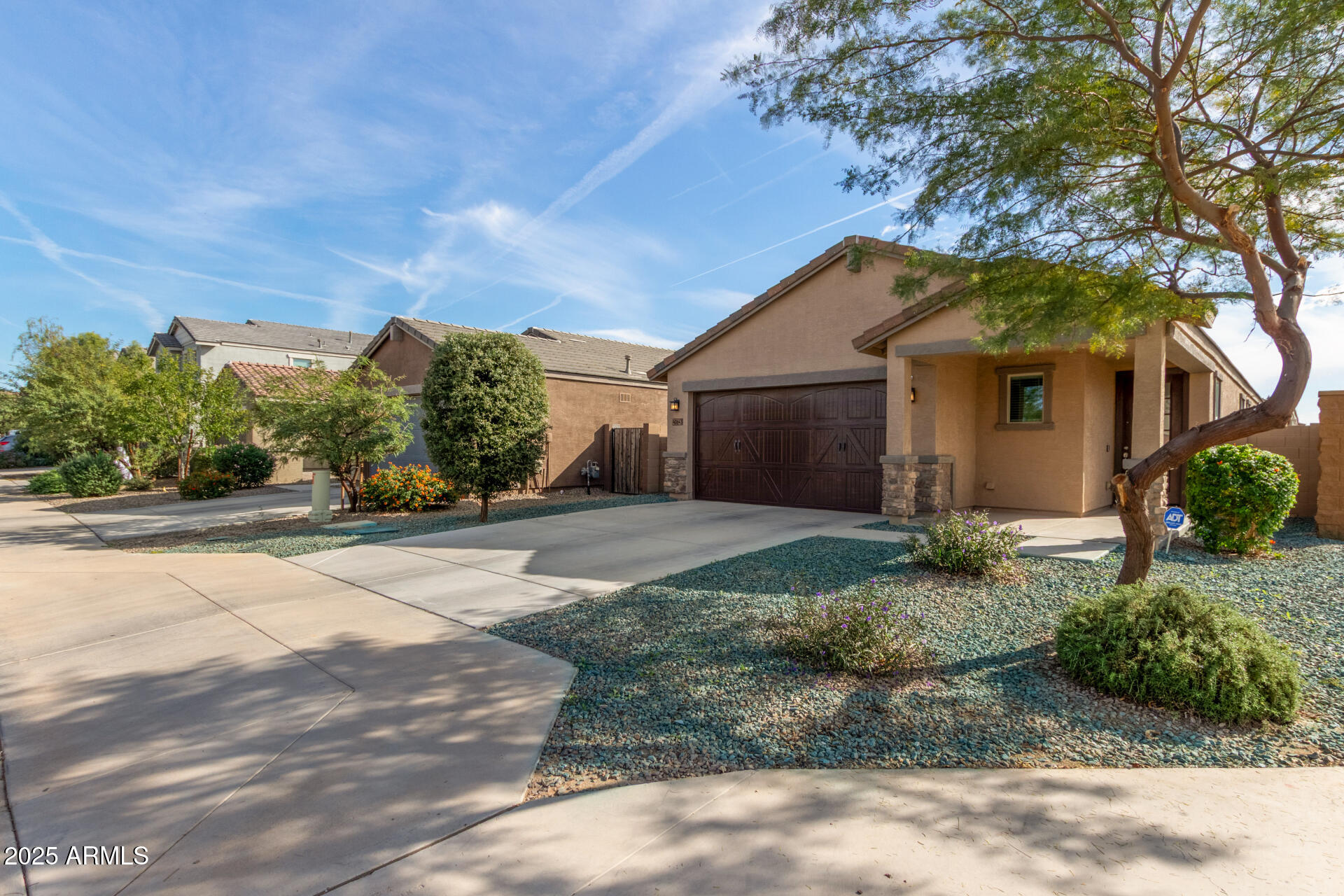 40643 W SHAVER Drive