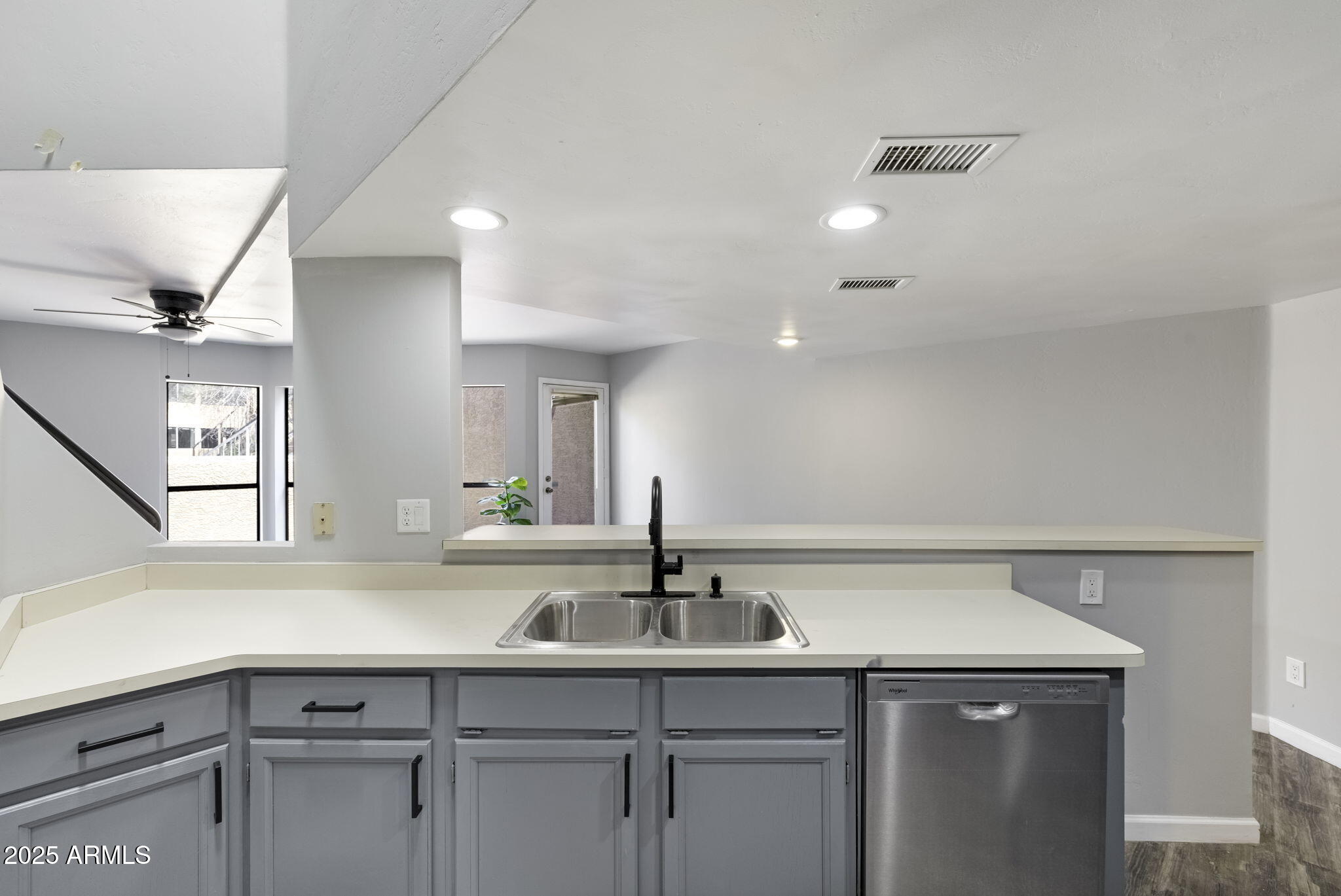3228 W GLENDALE Avenue 161