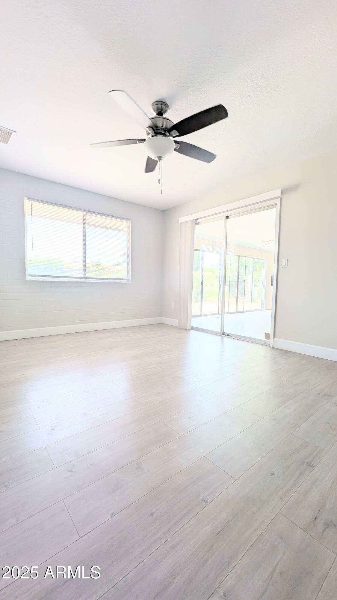 10510 W CAMDEN Avenue