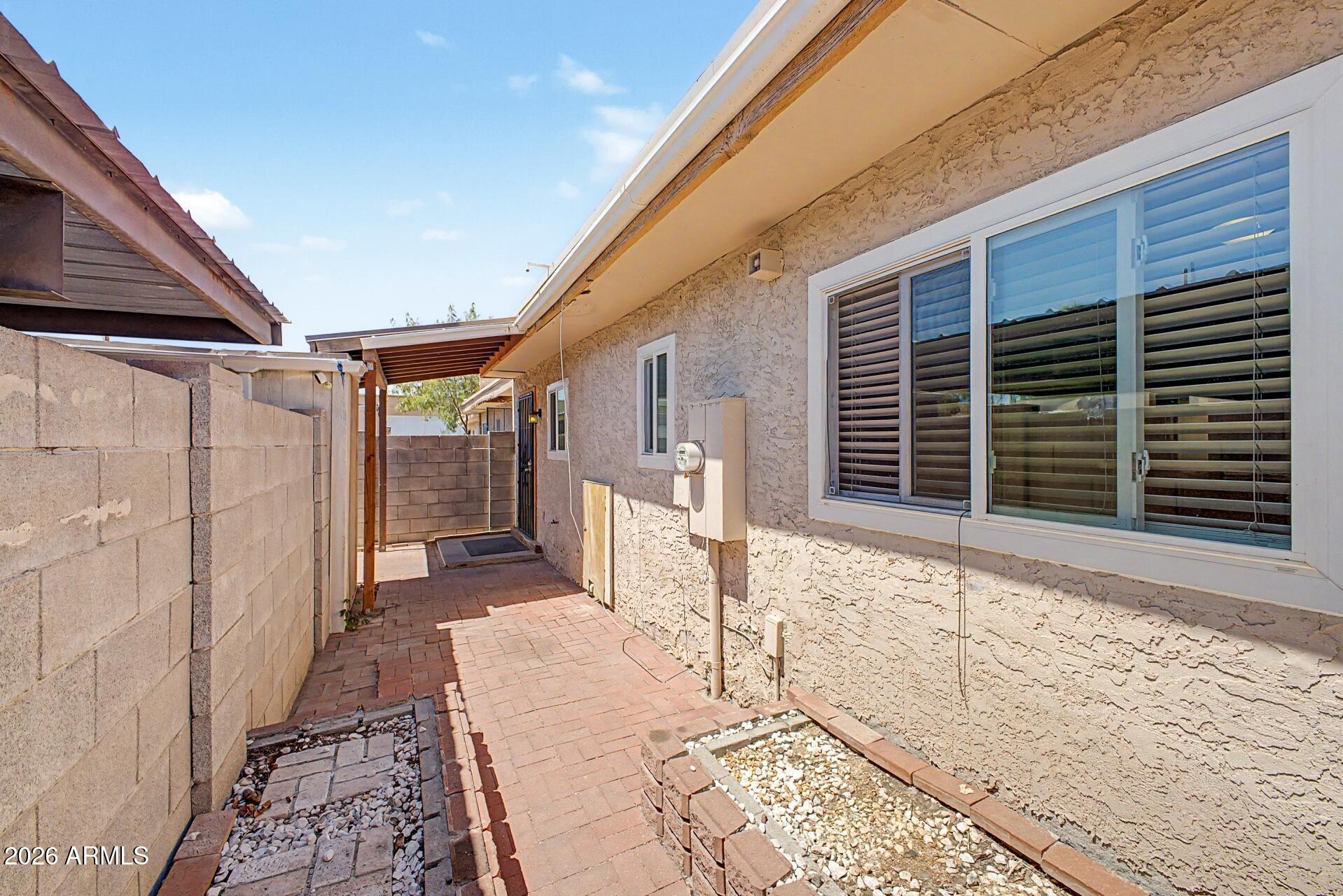 CASITA MARIE TOWNHOUSES - Residential