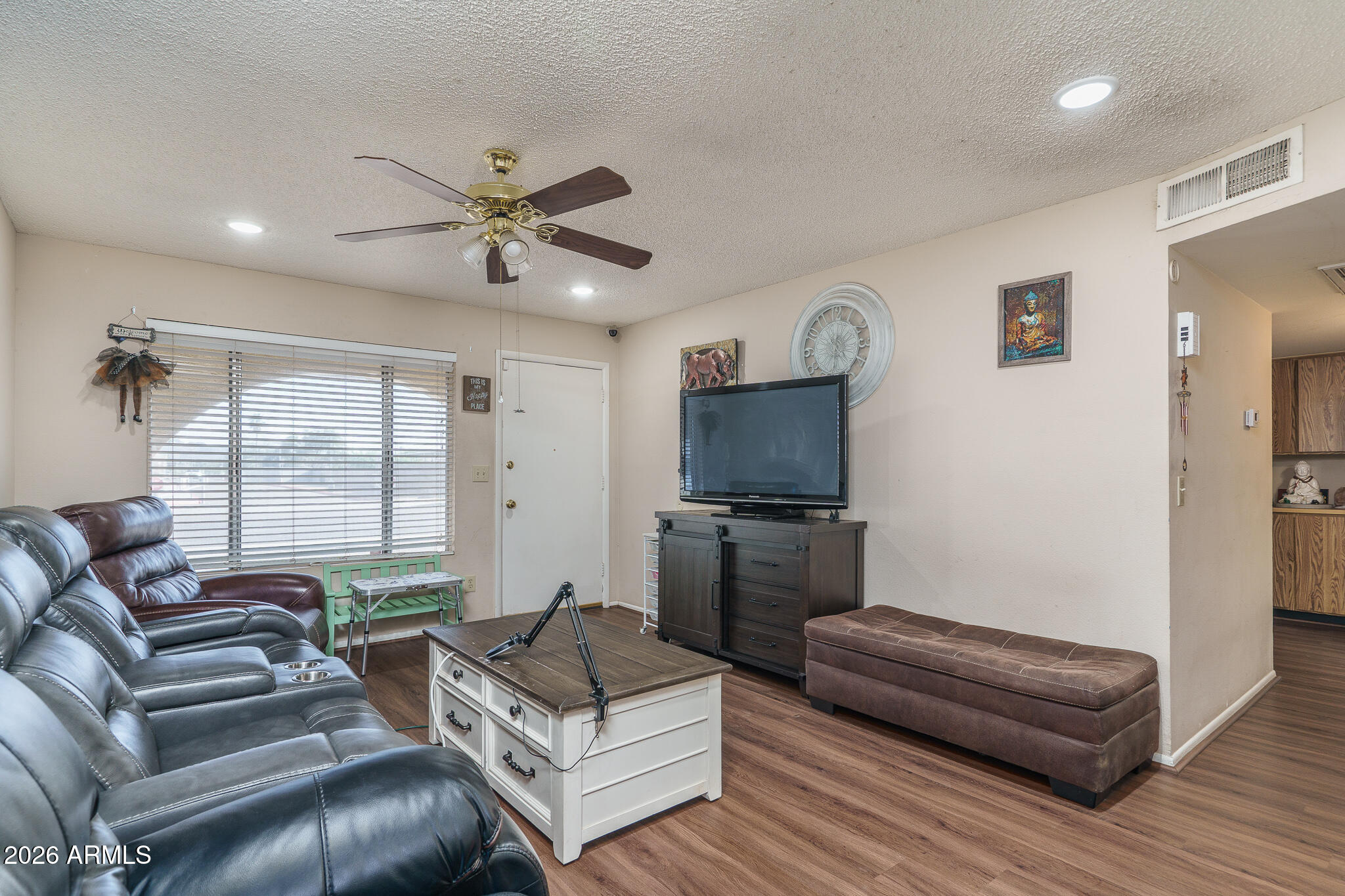 2602 E GROVERS Avenue