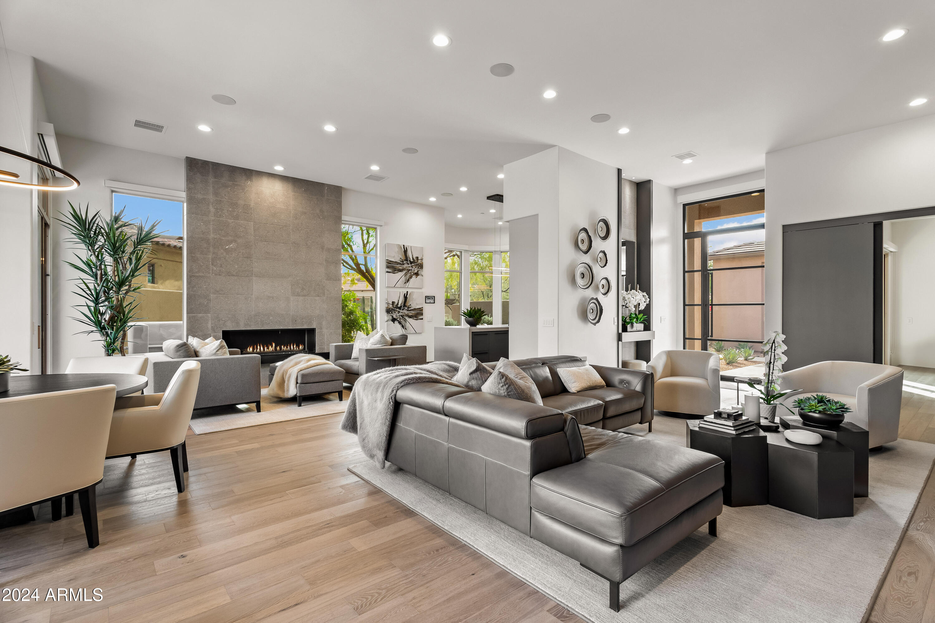 DC RANCH - Residential