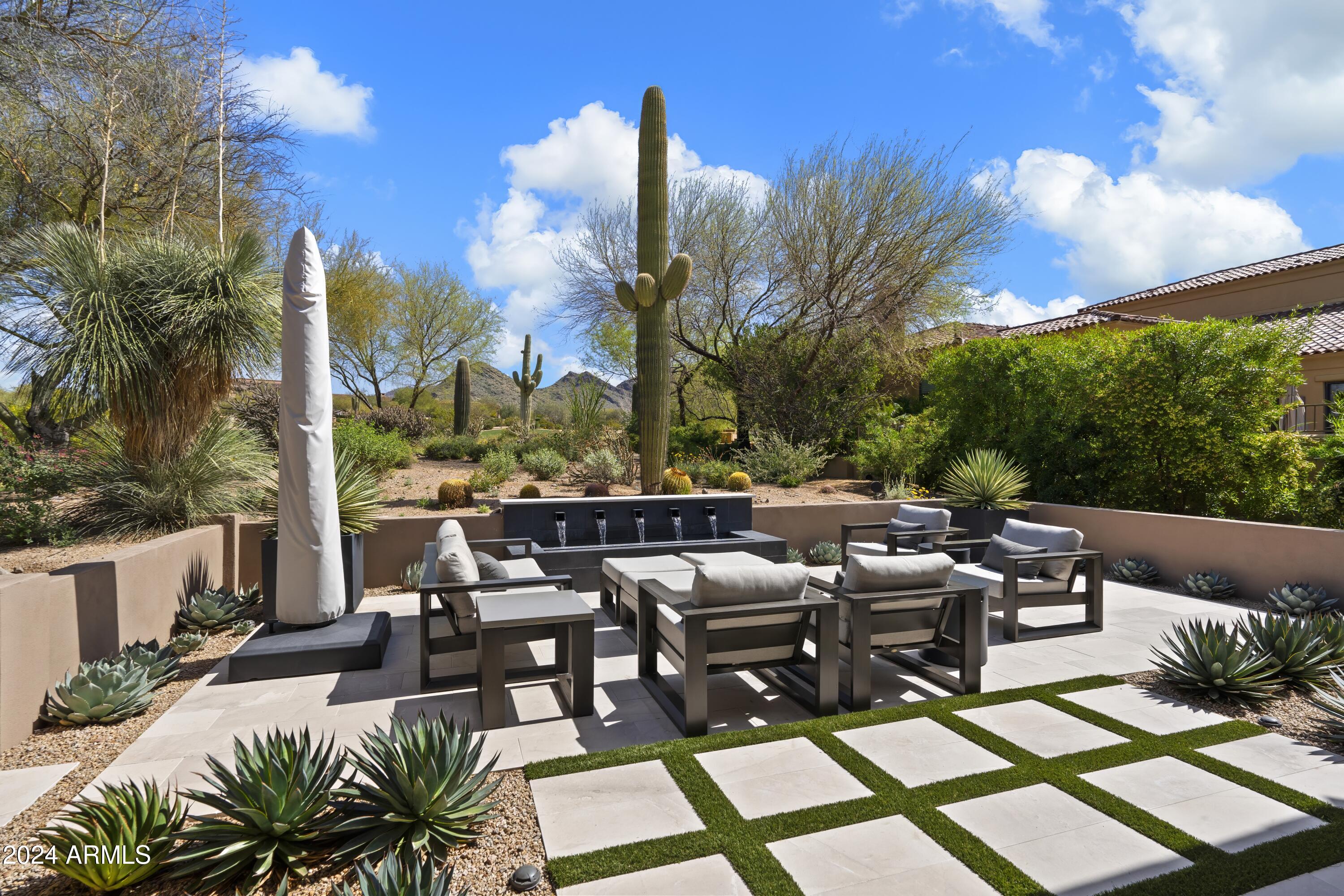 DC RANCH - Residential