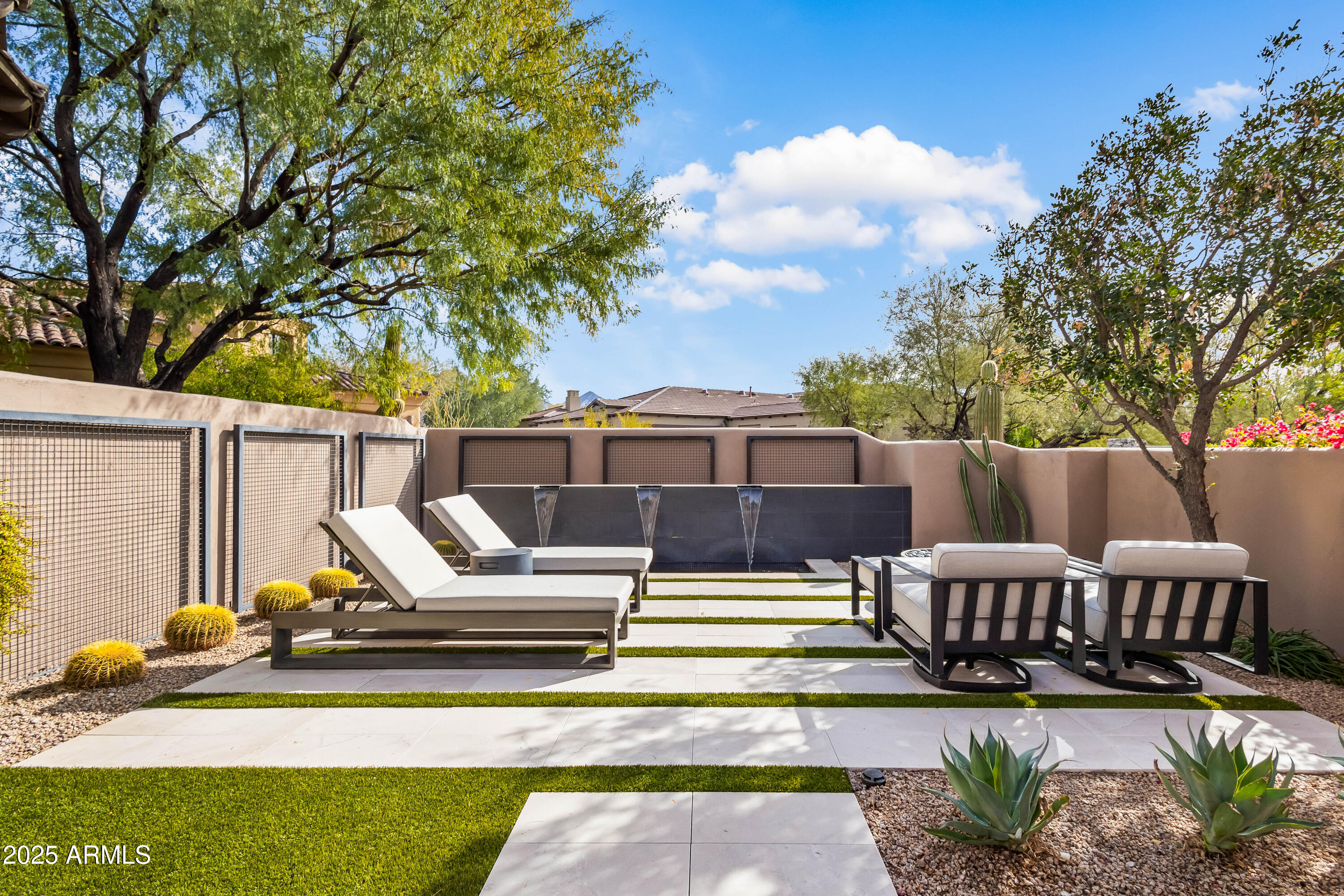 DC RANCH - Residential