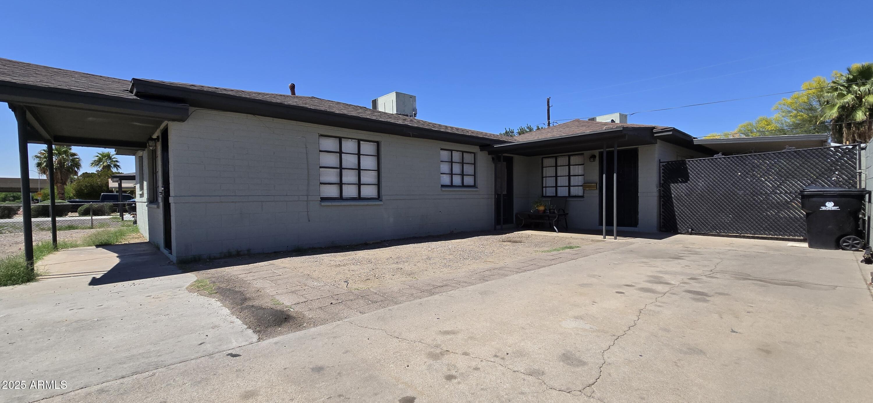1926 E OSBORN Road
