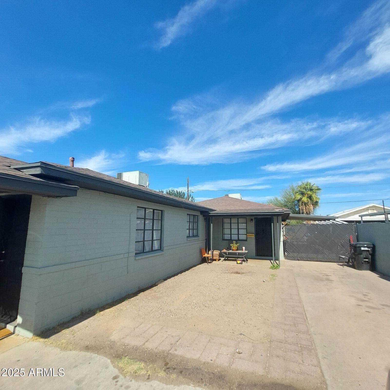 1926 E OSBORN Road