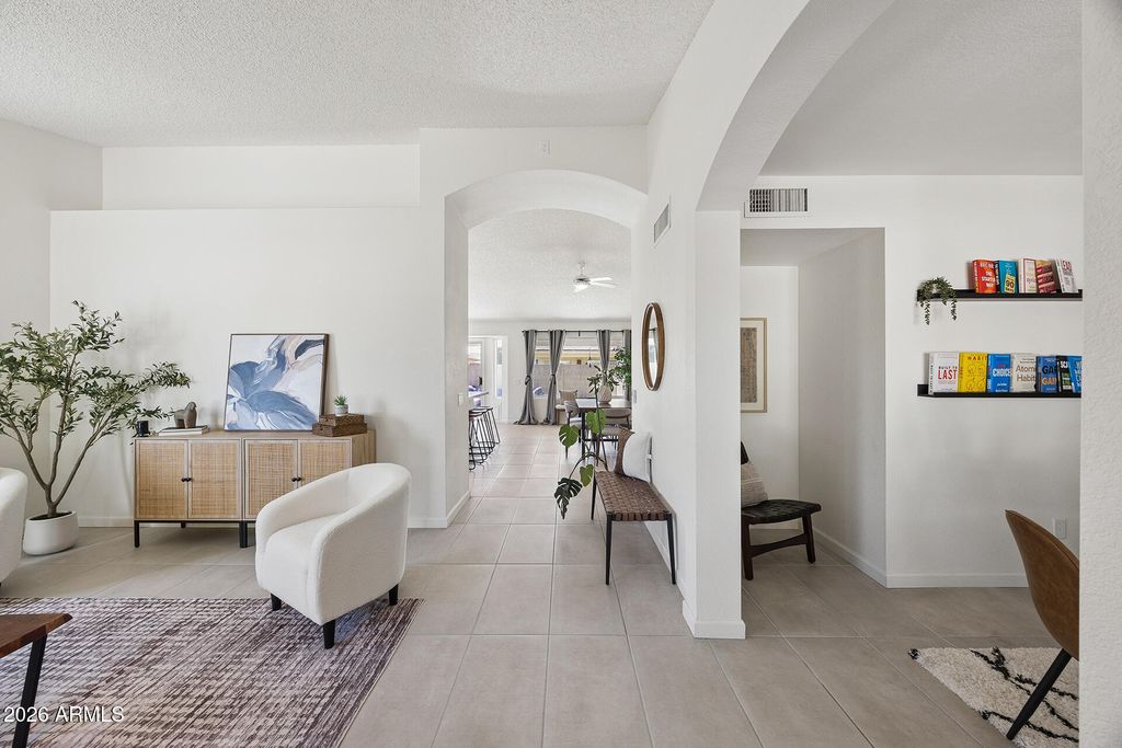 Photo of 3129 W Ross Avenue, Phoenix, AZ 85027 (MLS # 6998120)