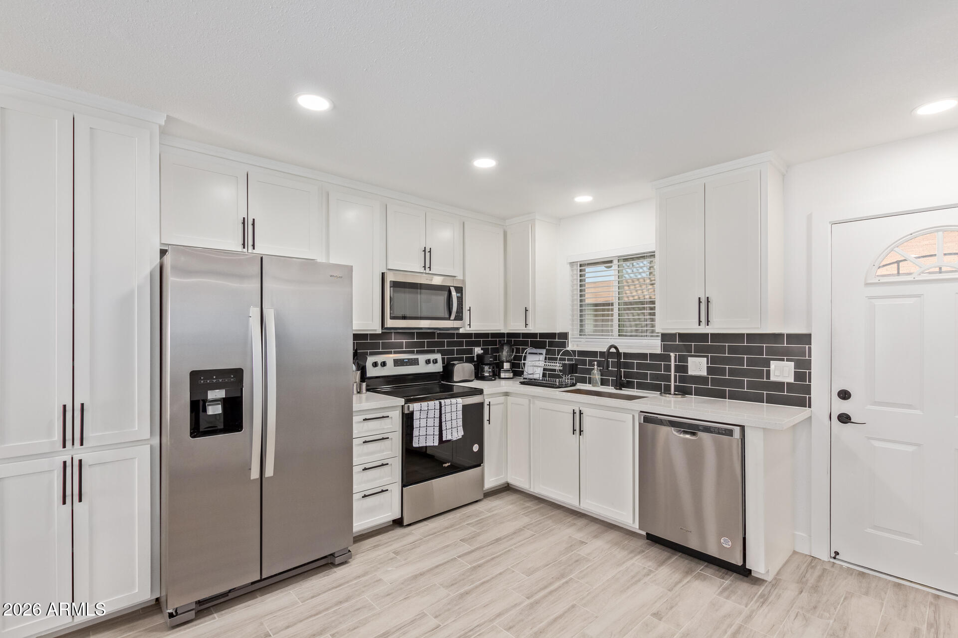 6721 E MCDOWELL Road E308