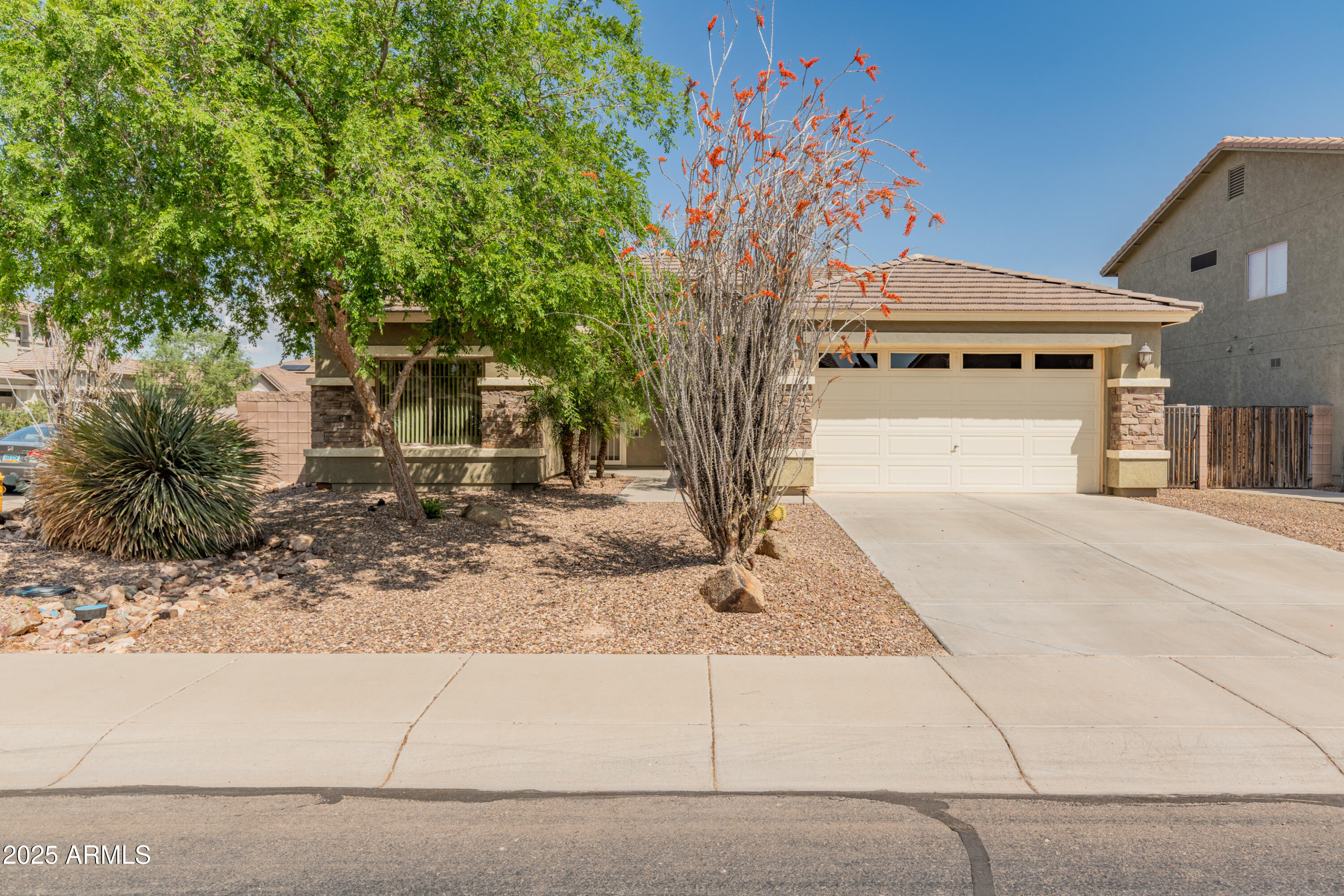 44574 W HIGH DESERT Trail