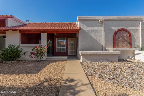 Condominium in Glendale AZ 10815 NORTHERN Avenue.jpg