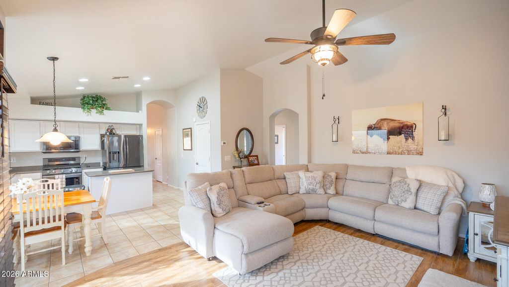 Photo of 1382 E Prickly Pear Drive, Casa Grande, AZ 85122 (MLS # 6984657)