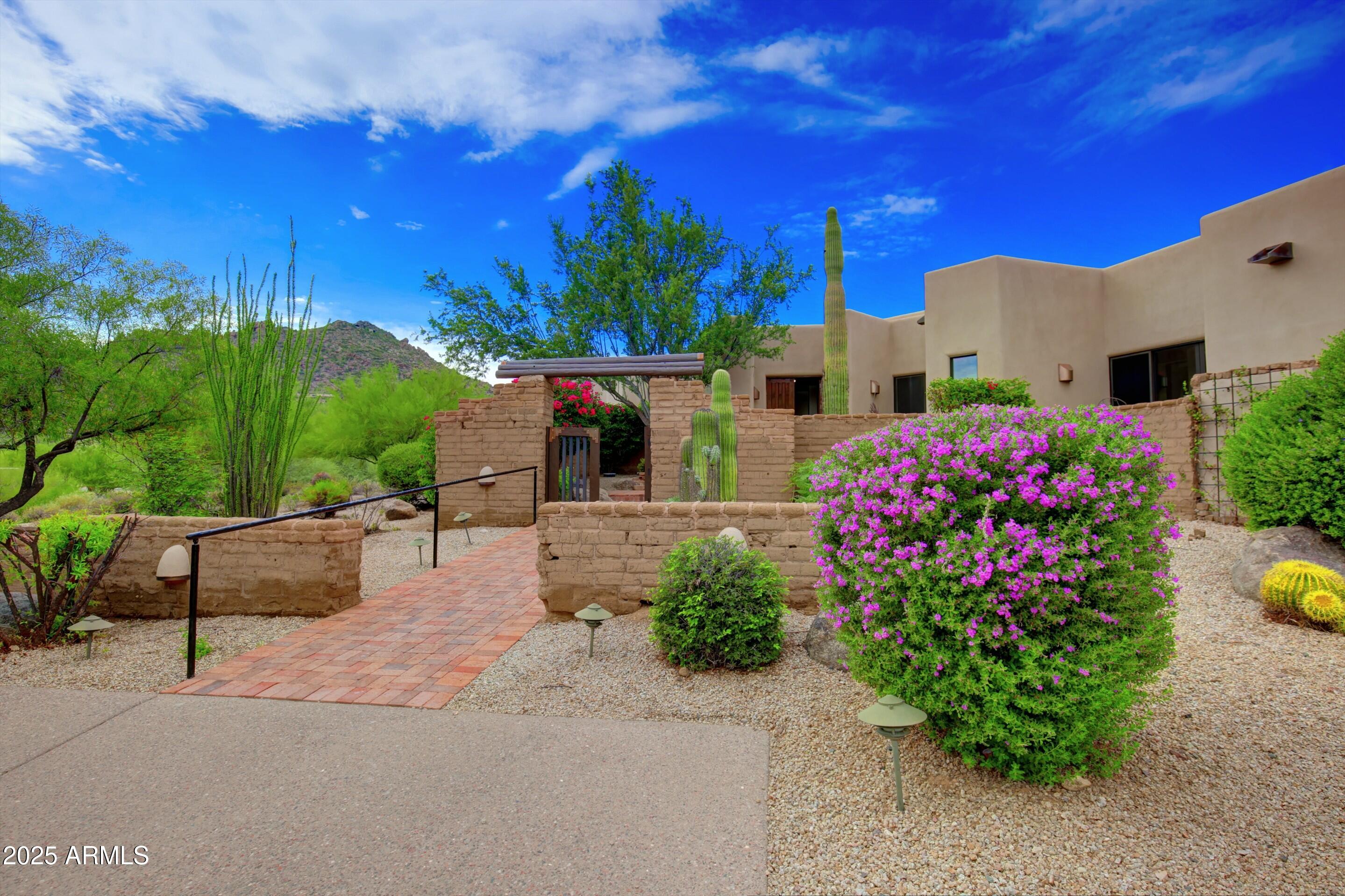 2304 FOX TAIL Trail