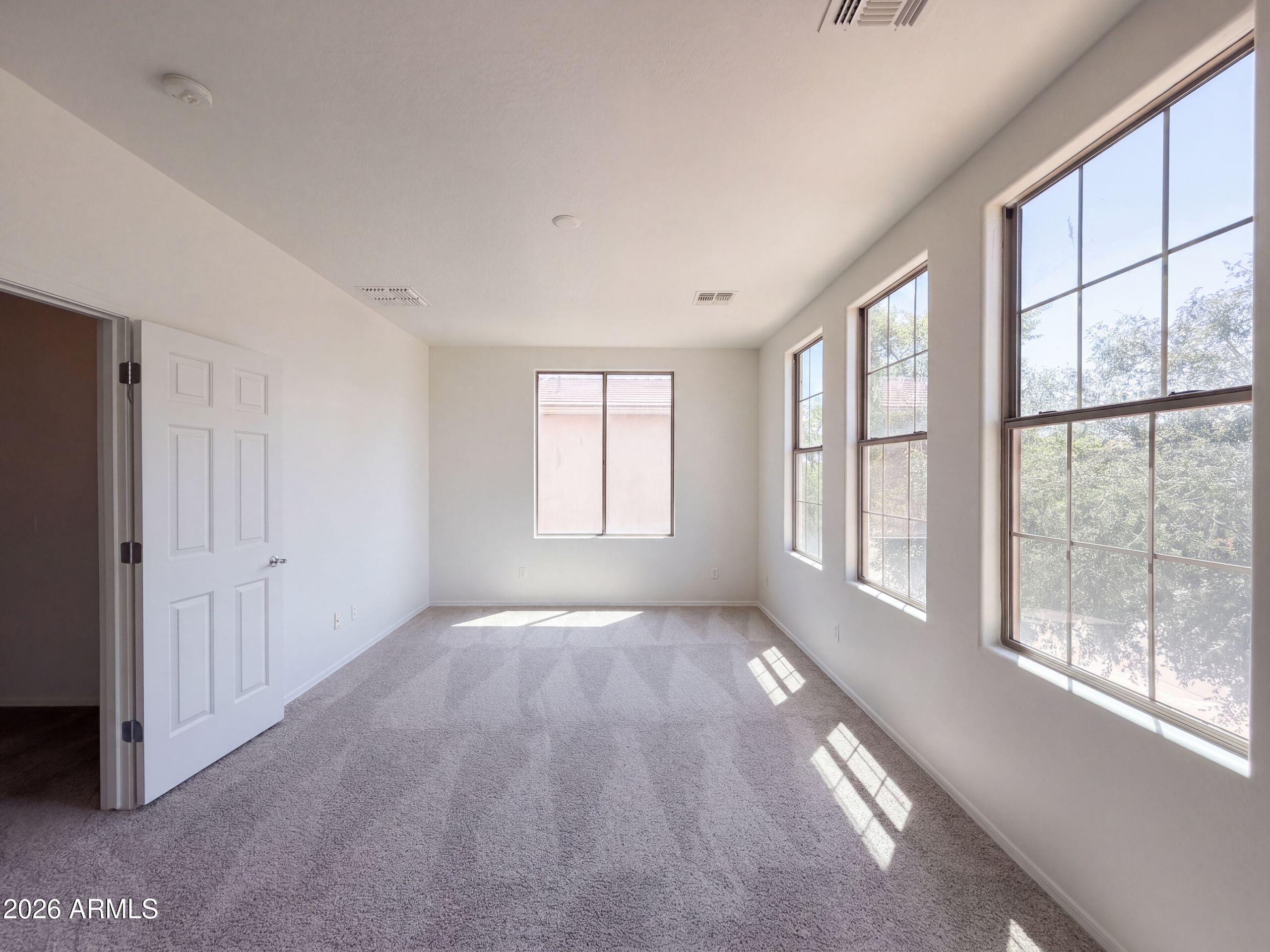 1806 N WILDFLOWER Lane