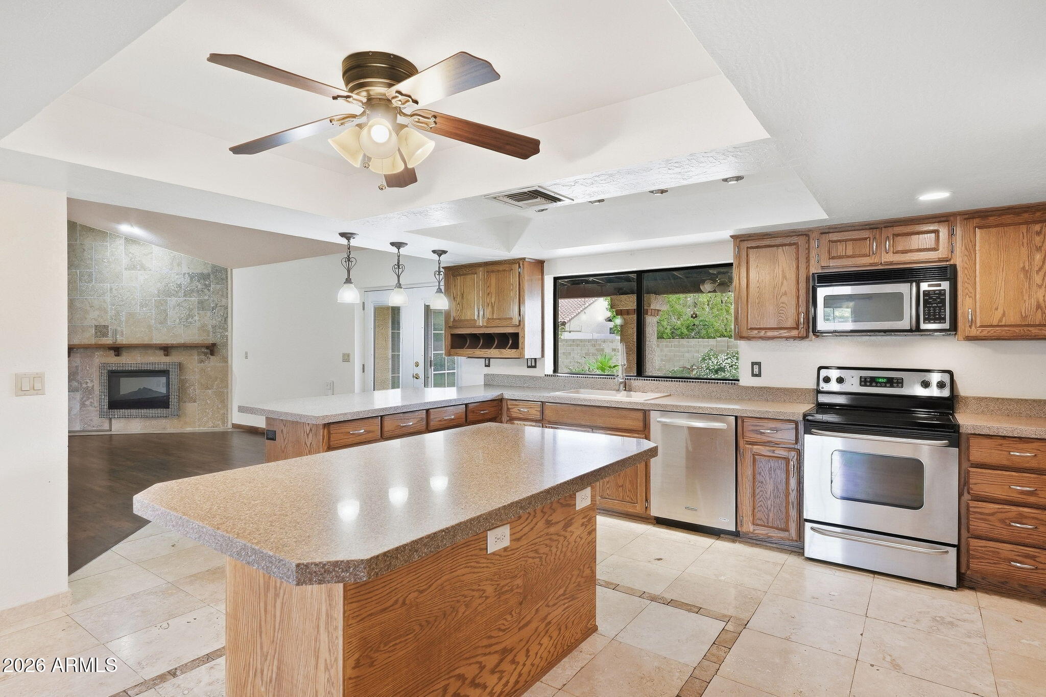 1023 E DERBY Drive