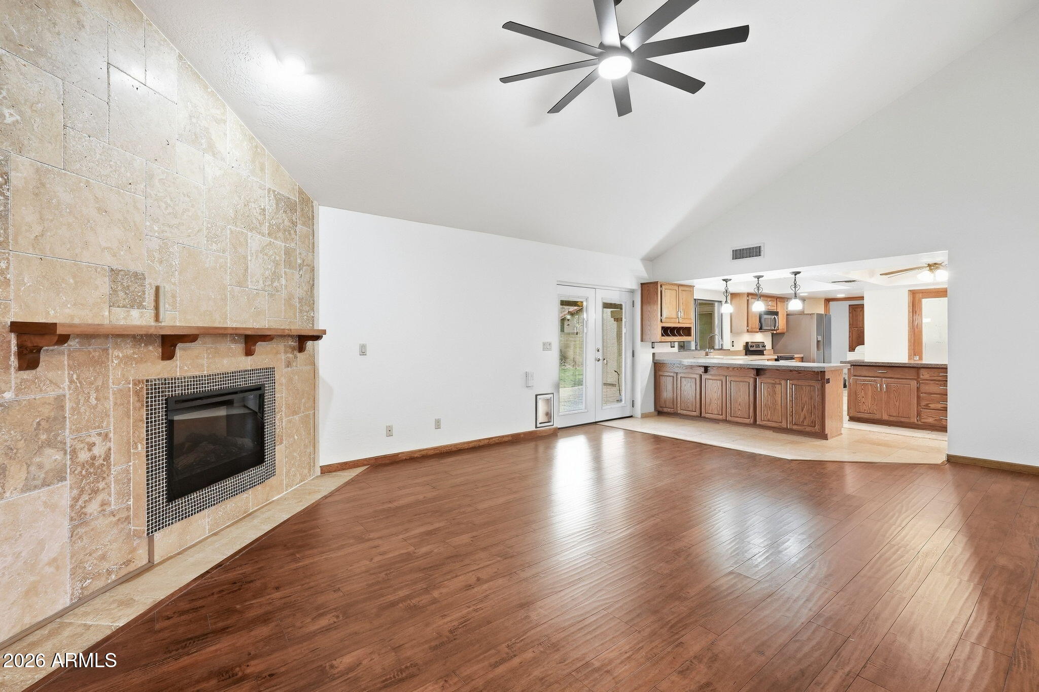 1023 E DERBY Drive