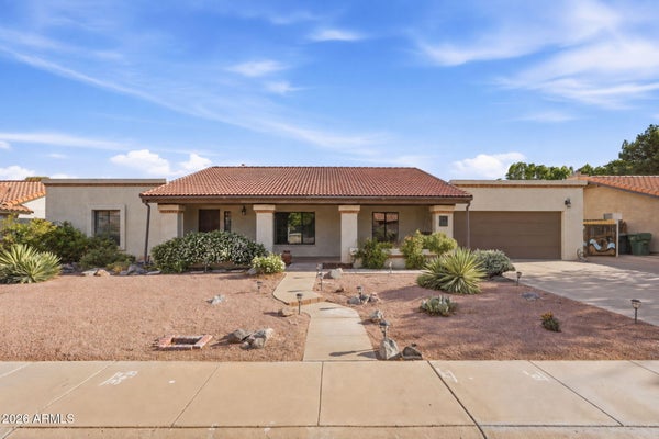 1023 E DERBY DR, TEMPE, AZ 85284 - Image 8ee4eeac0bf1dec4a23cfee4abe30196/693144578