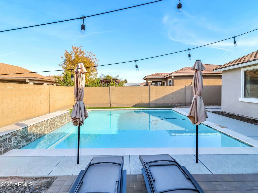 Photo of 1866 E Ravenswood Drive E, Gilbert, AZ 85298 (MLS # 6960281)