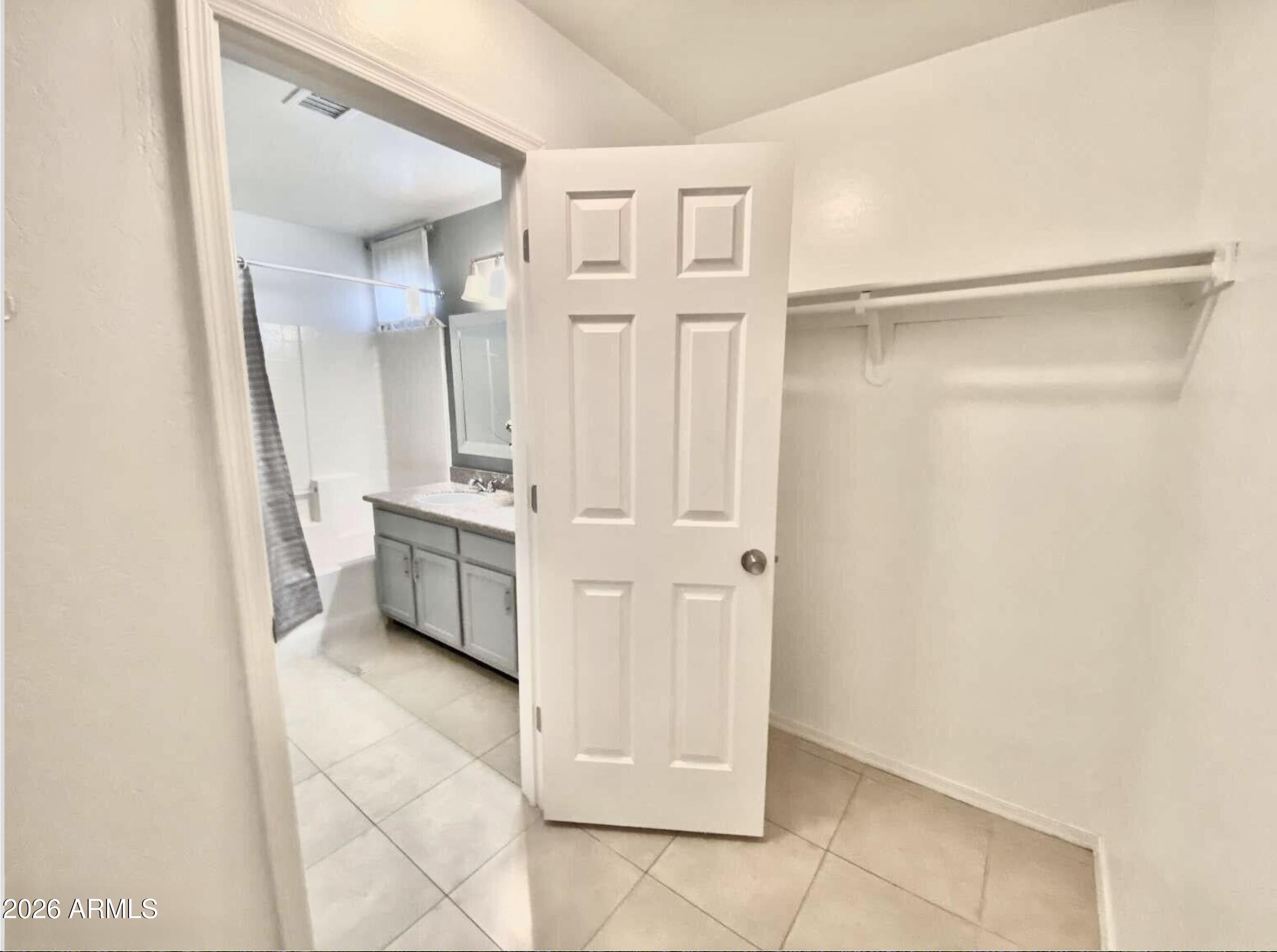 8520 W PALM Lane 1108
