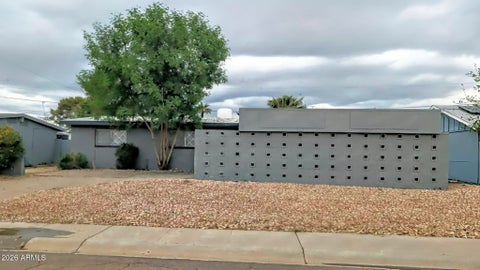 3208 W WILLOW Avenue Phoenix AZ 85029