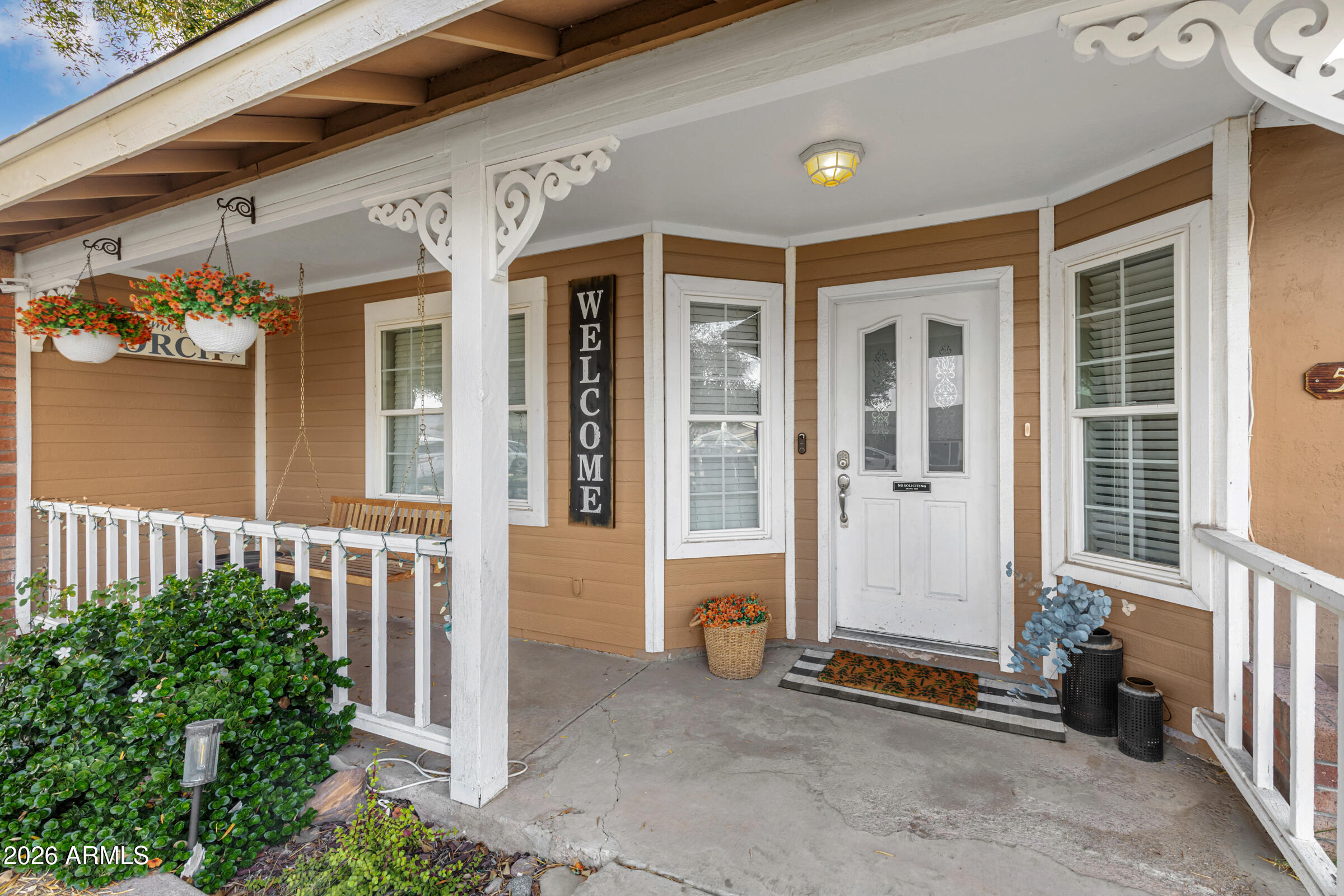 5344 E DIAMOND Avenue