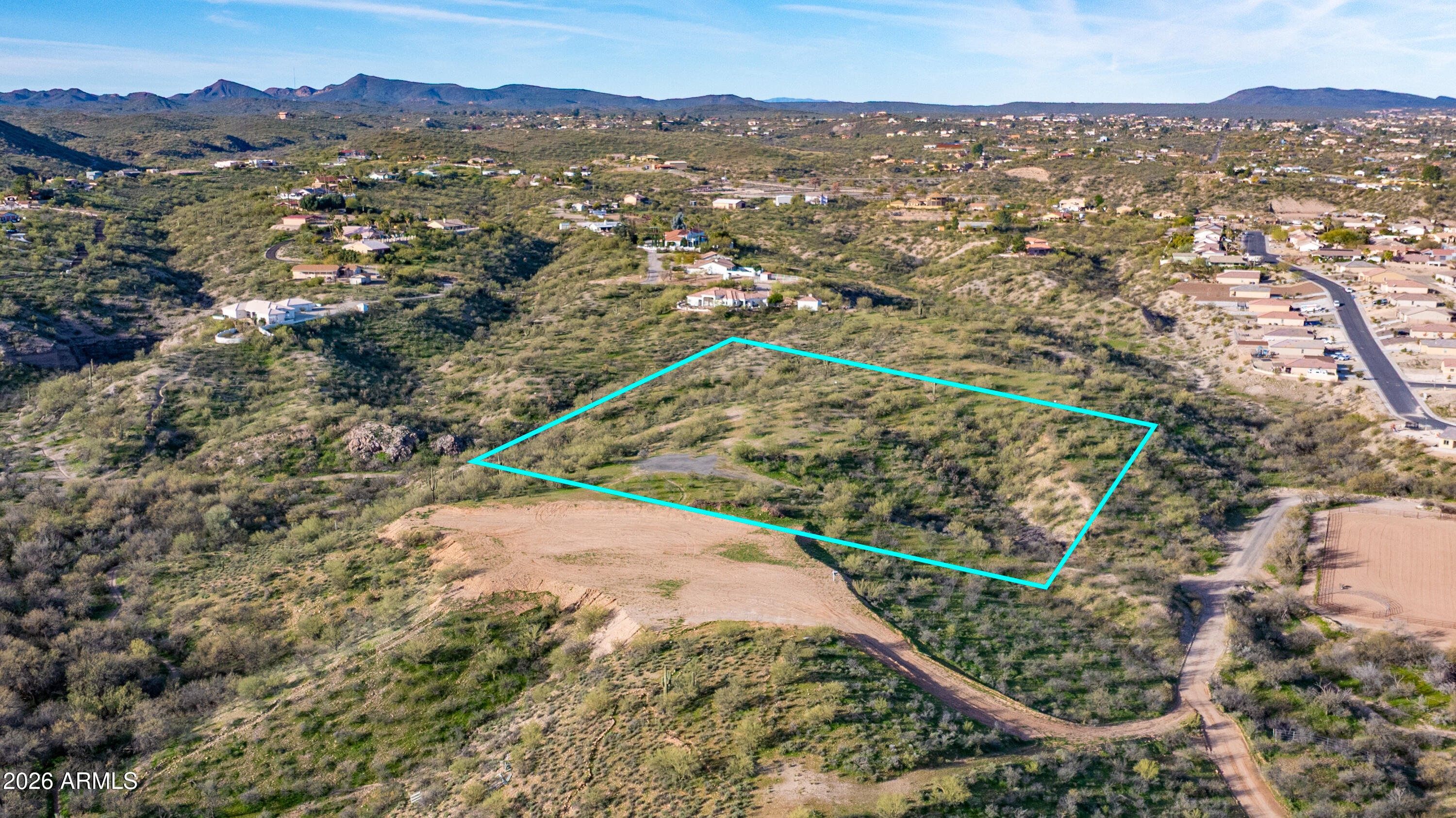 215 S HOWARD Court -