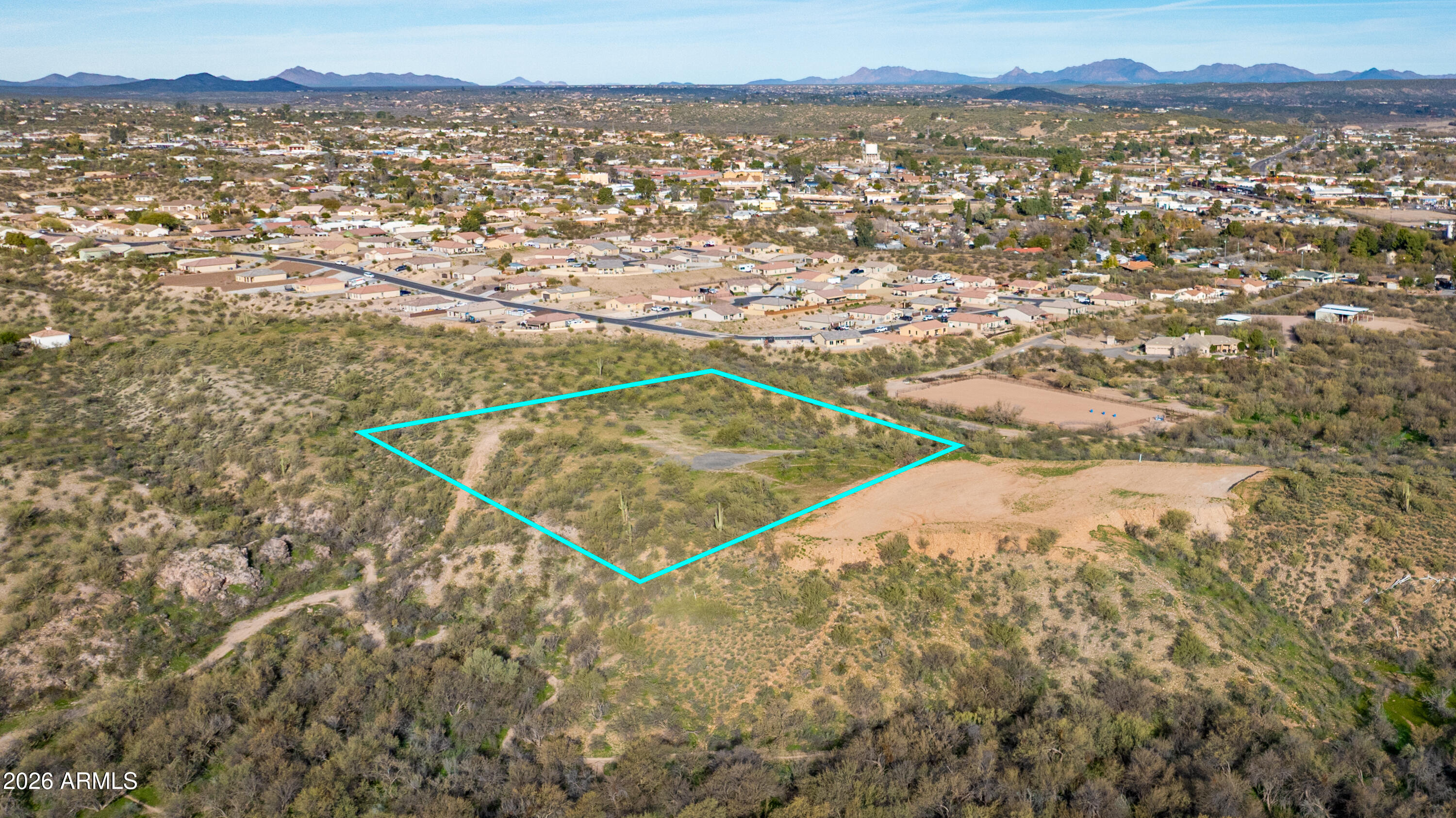 215 S HOWARD Court -