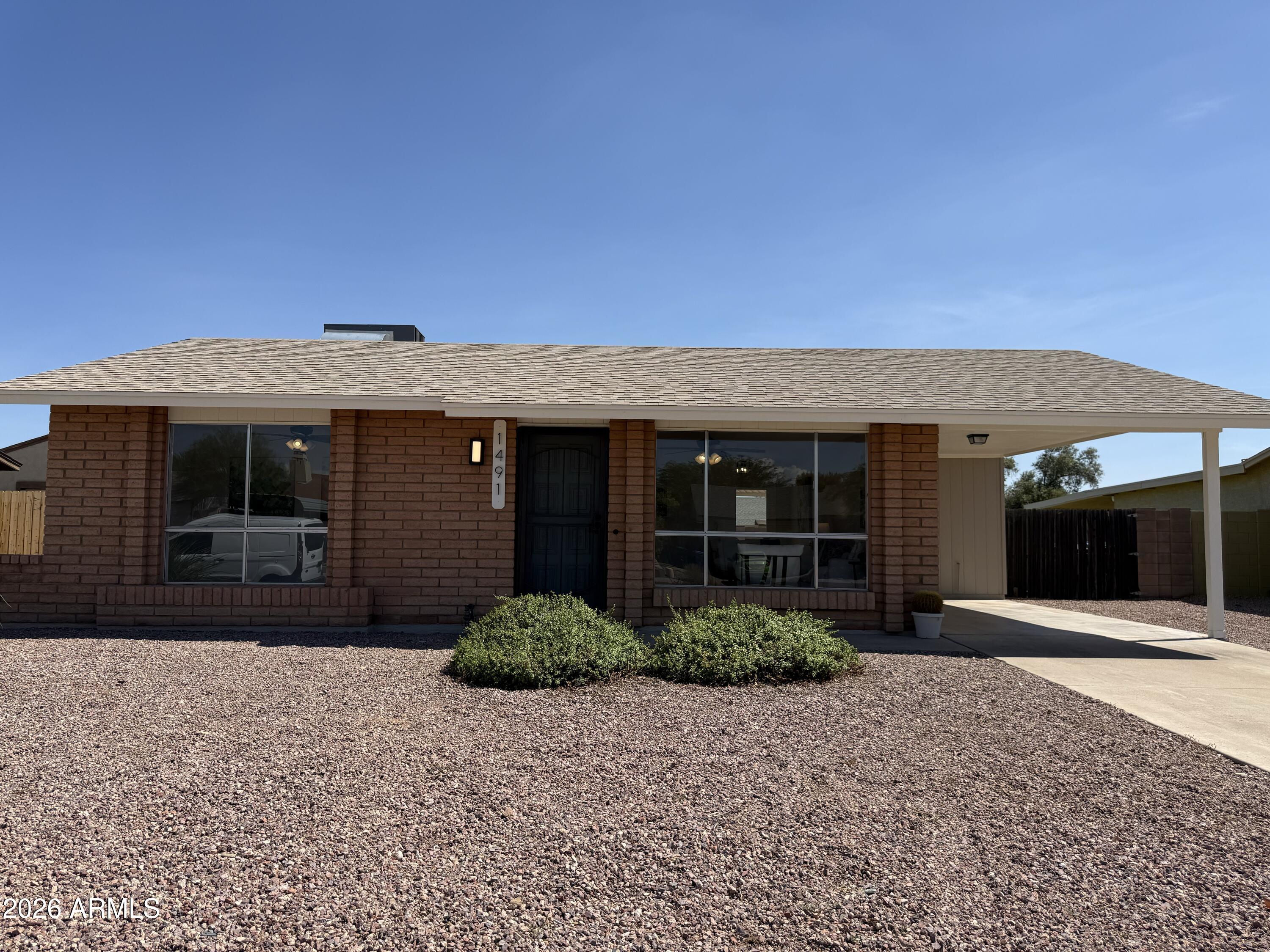 1491 W MOHAWK Lane