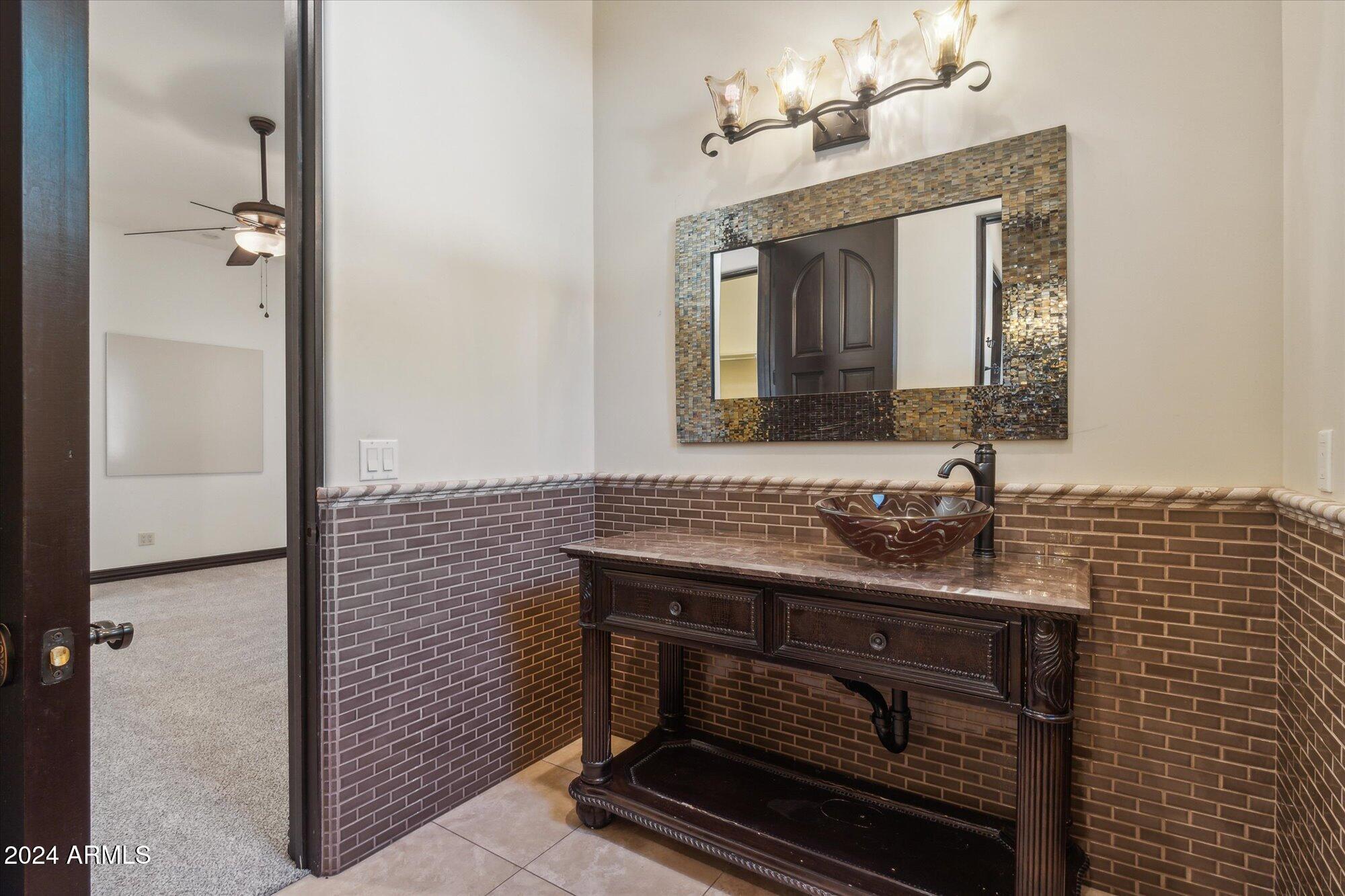 Scottsdale, Arizona 85259, United States, 6 Bedrooms Bedrooms, ,4 BathroomsBathrooms,Residential,Pending,61155