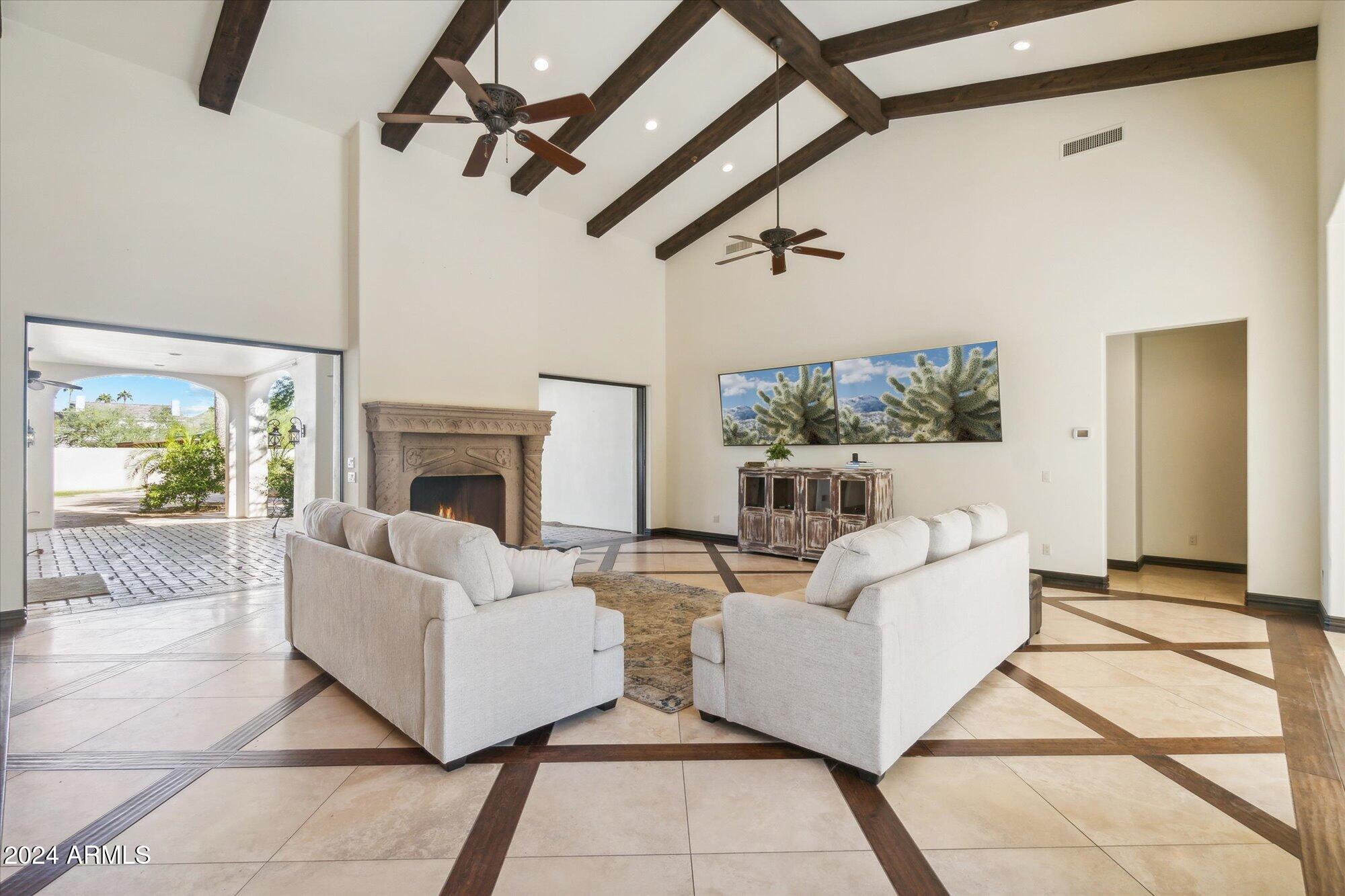 Scottsdale, Arizona 85259, United States, 6 Bedrooms Bedrooms, ,4 BathroomsBathrooms,Residential,Pending,61155