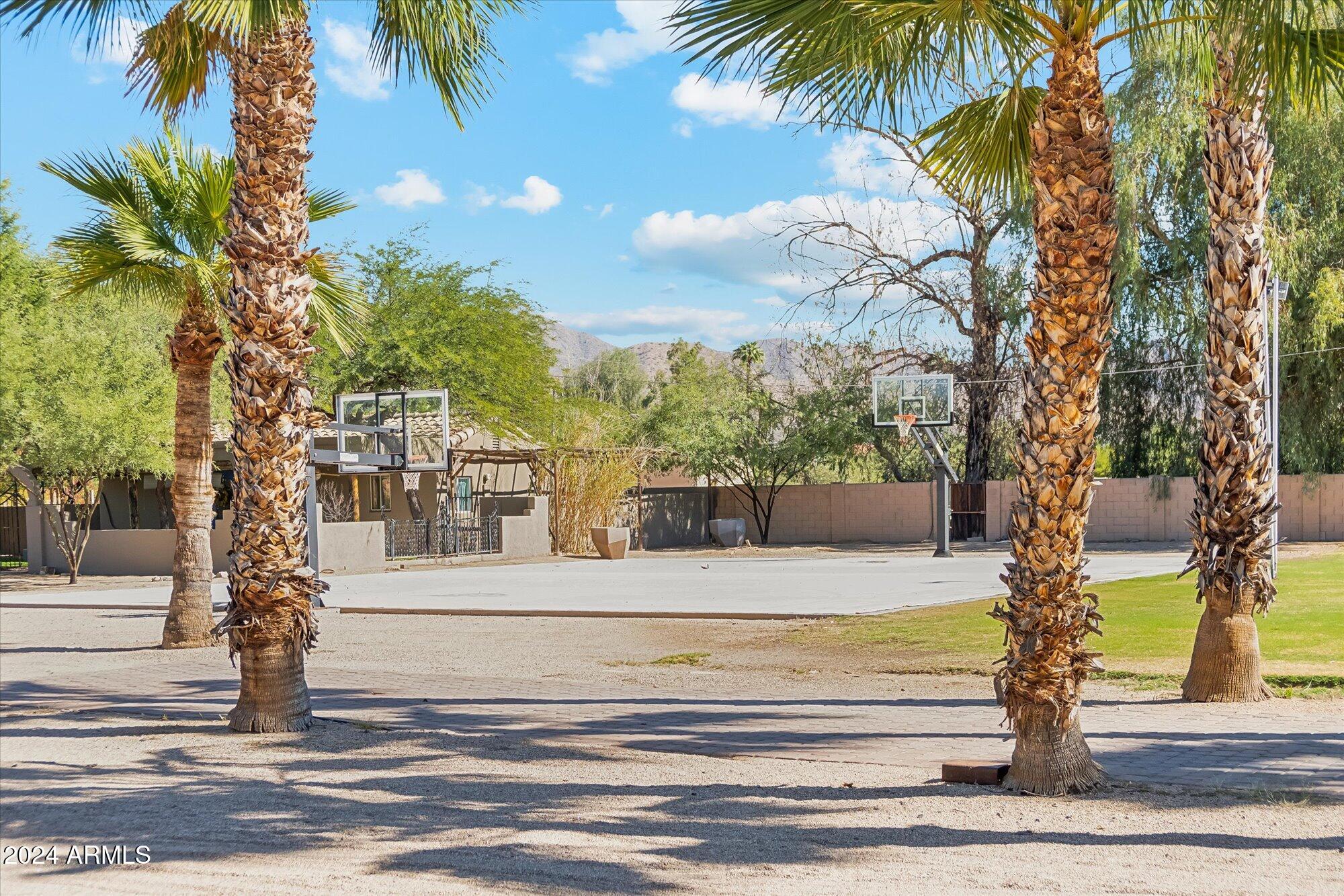 Scottsdale, Arizona 85259, United States, 6 Bedrooms Bedrooms, ,4 BathroomsBathrooms,Residential,Pending,61155