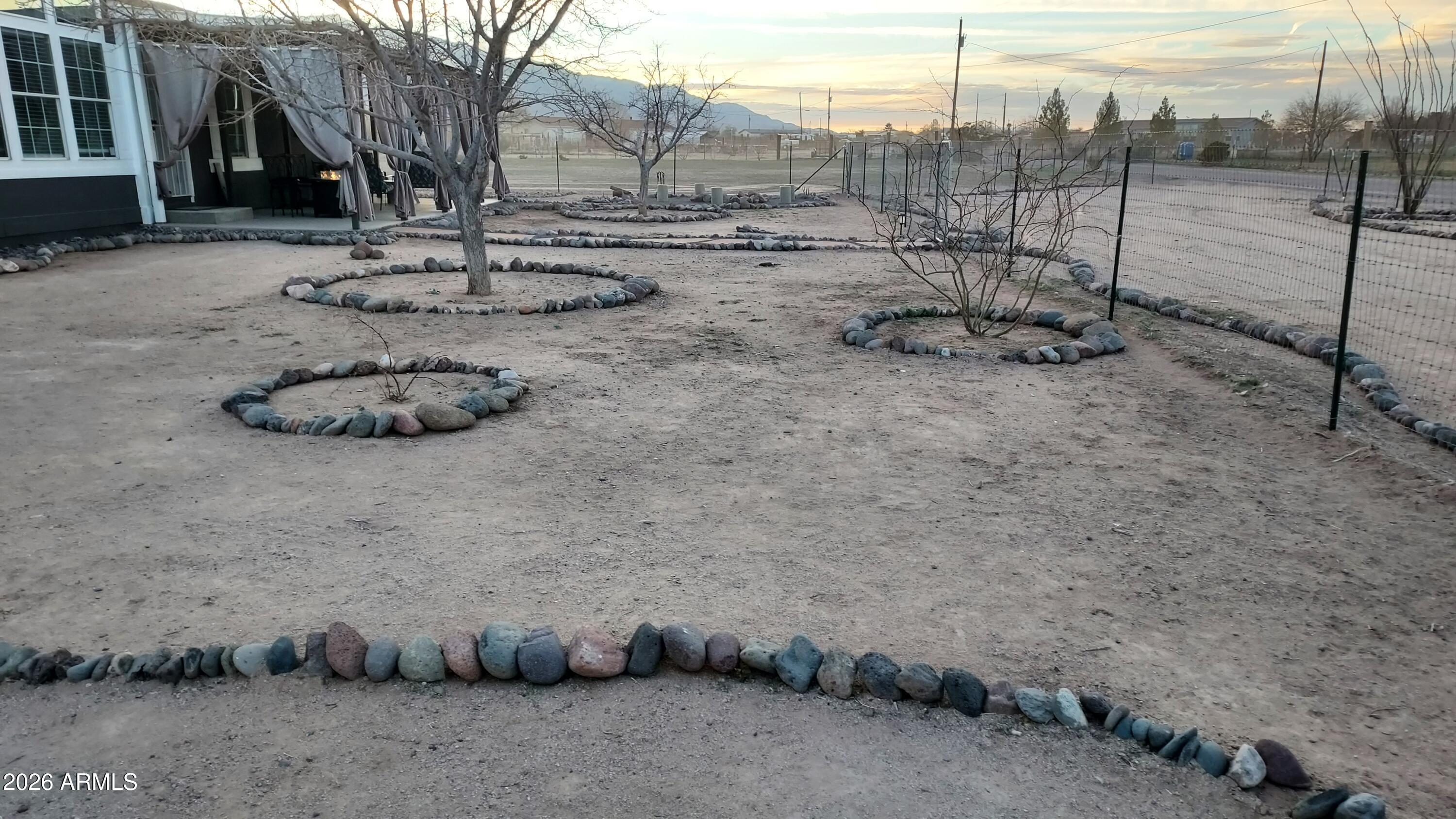 3735 E NIGHTSTAR Lane