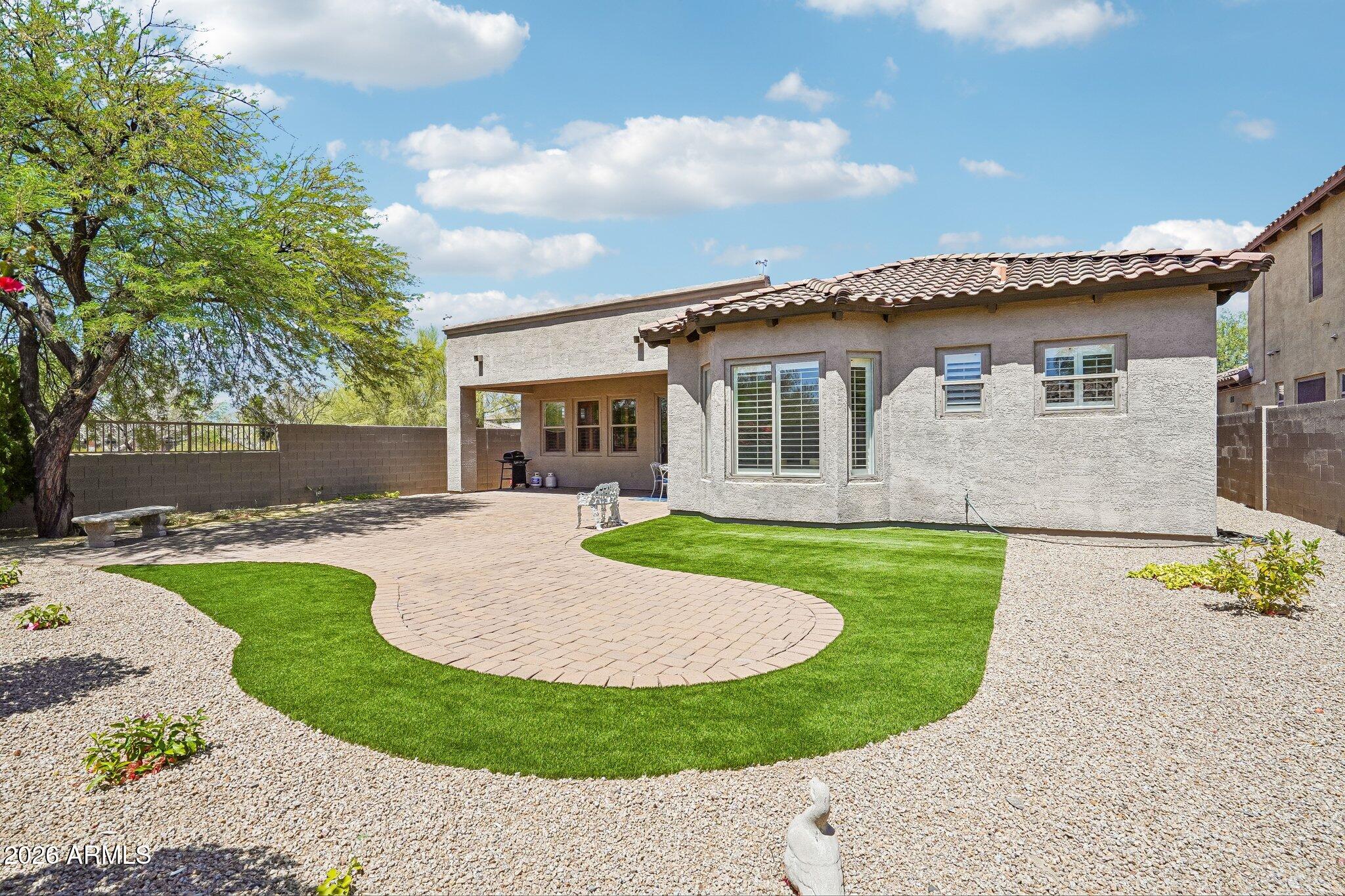 3969 E NAVIGATOR Lane