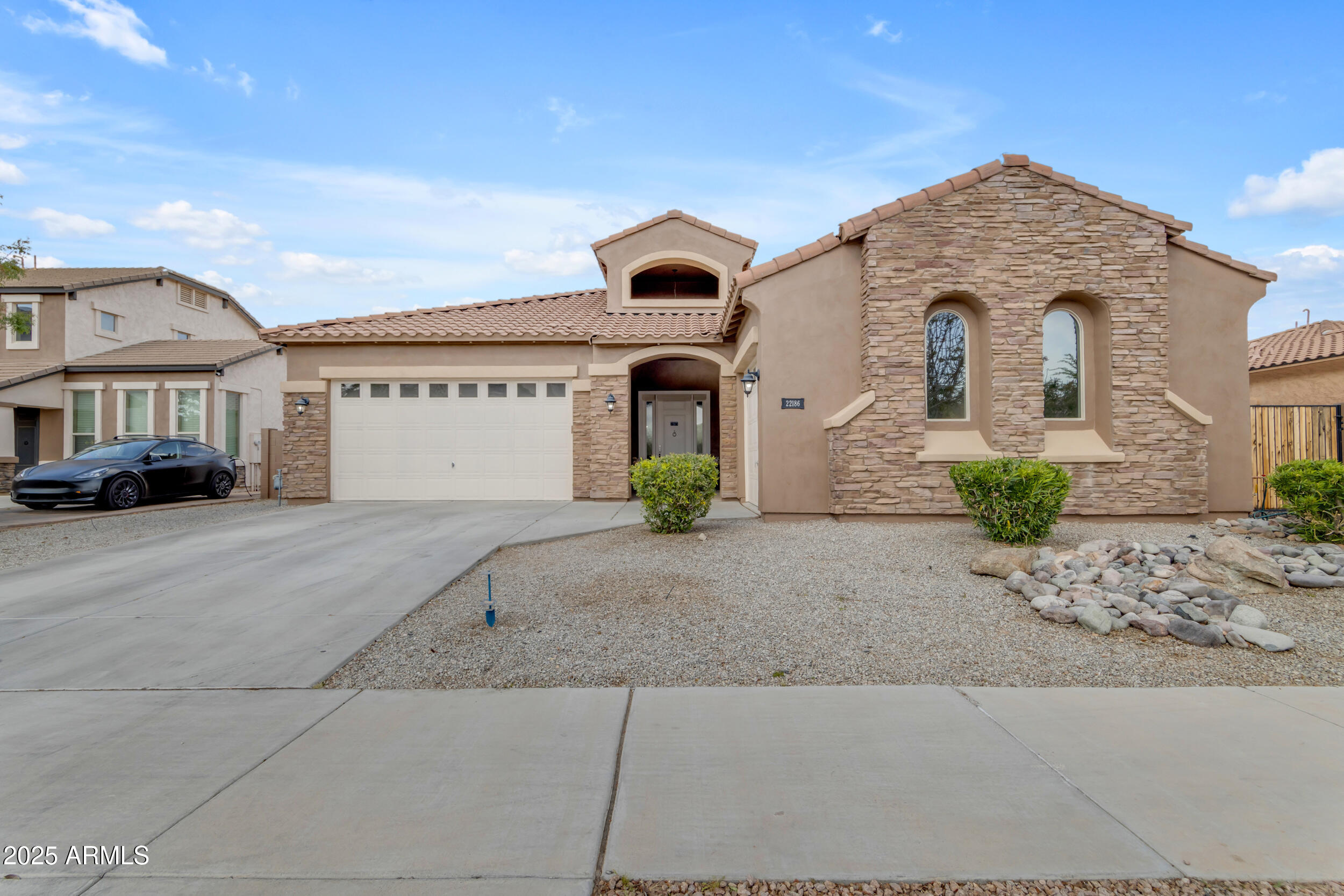 22186 E VIA DEL VERDE --