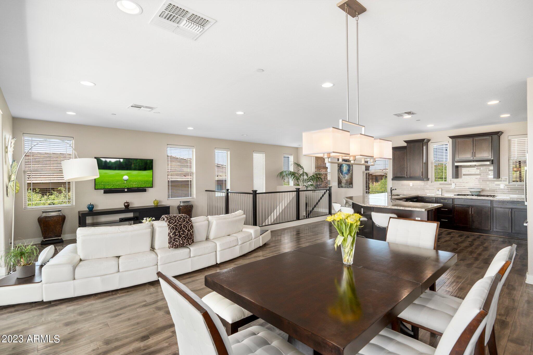 10260 E White Feather Lane 2038