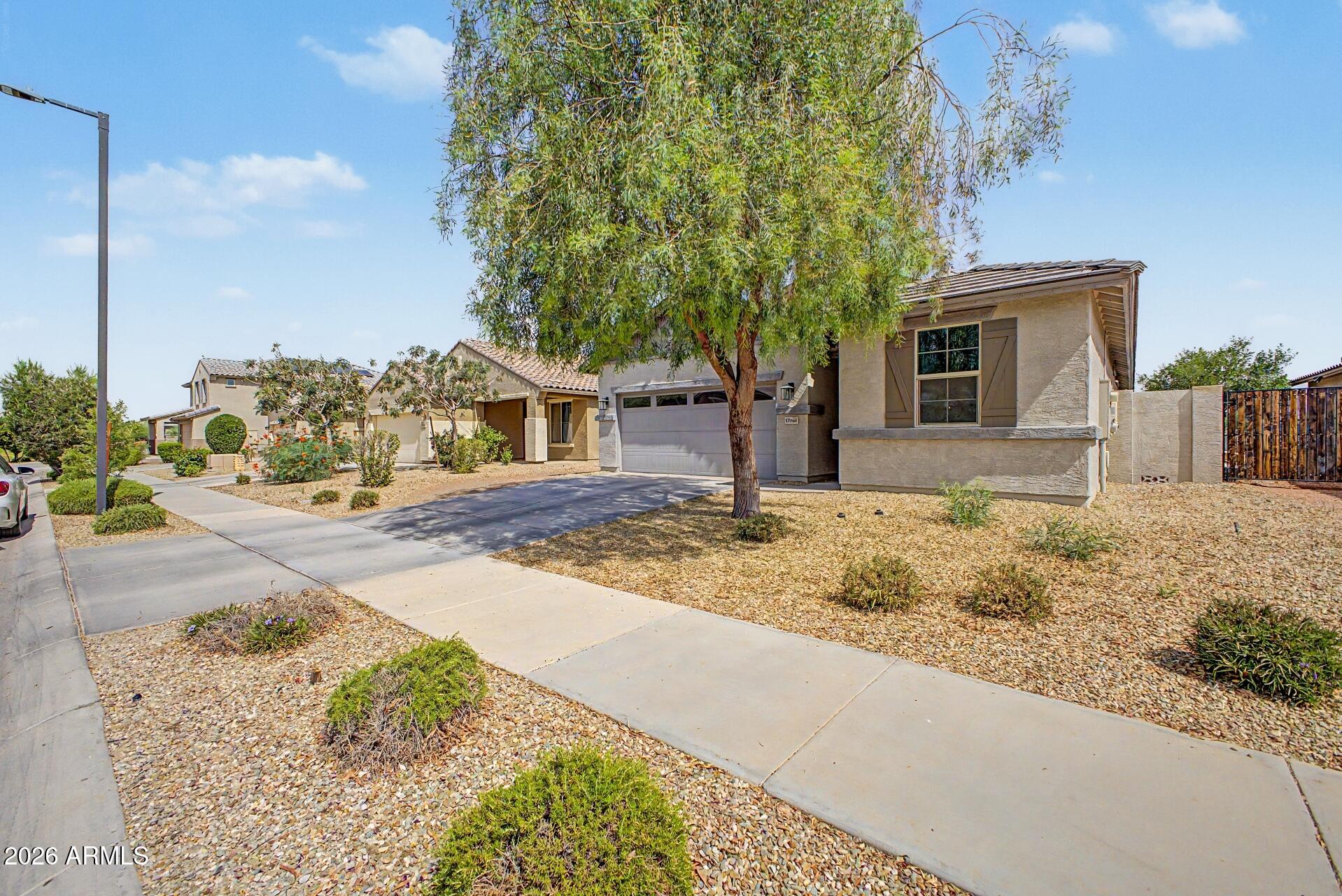 17664 W PARAISO Drive