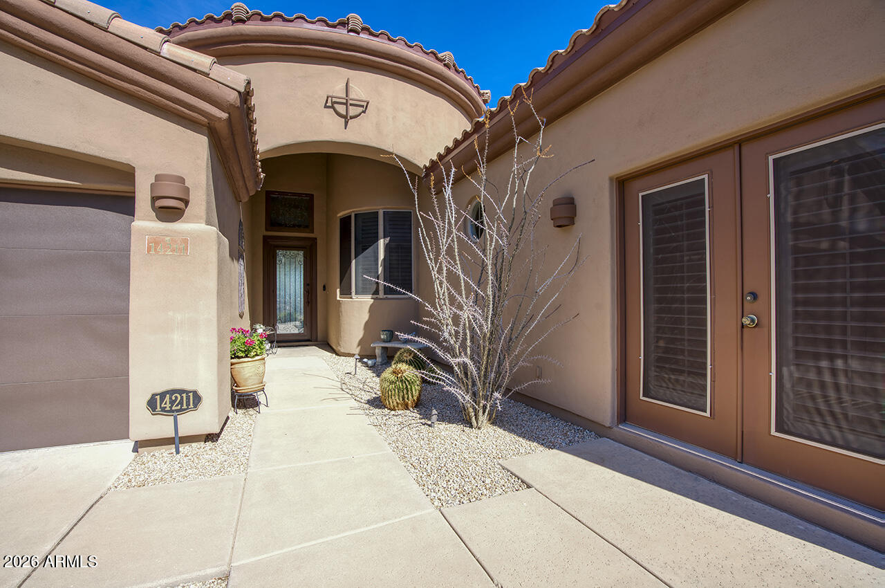 14211 N HONEYSUCKLE Drive