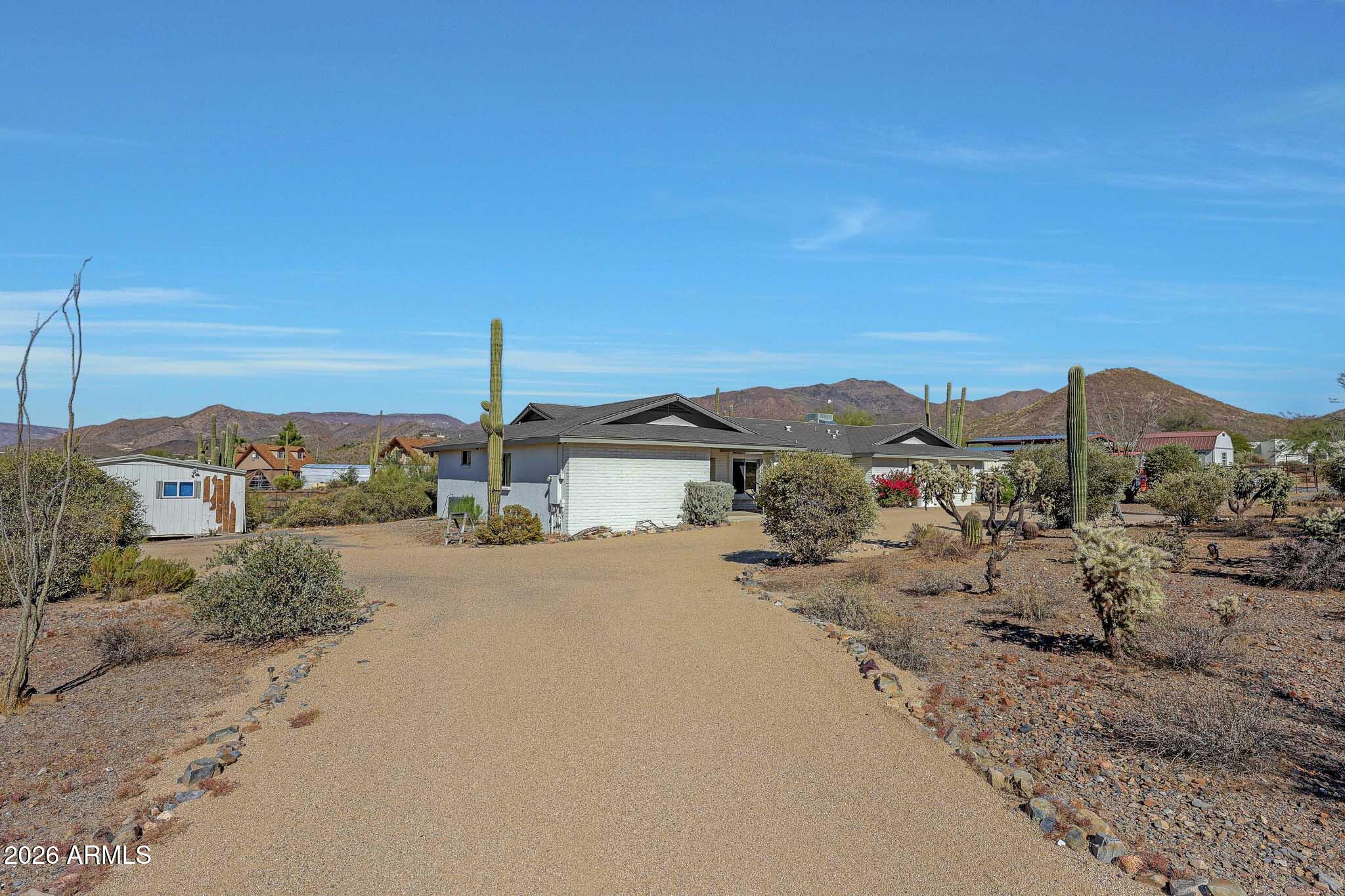 6914 E Highland. Road