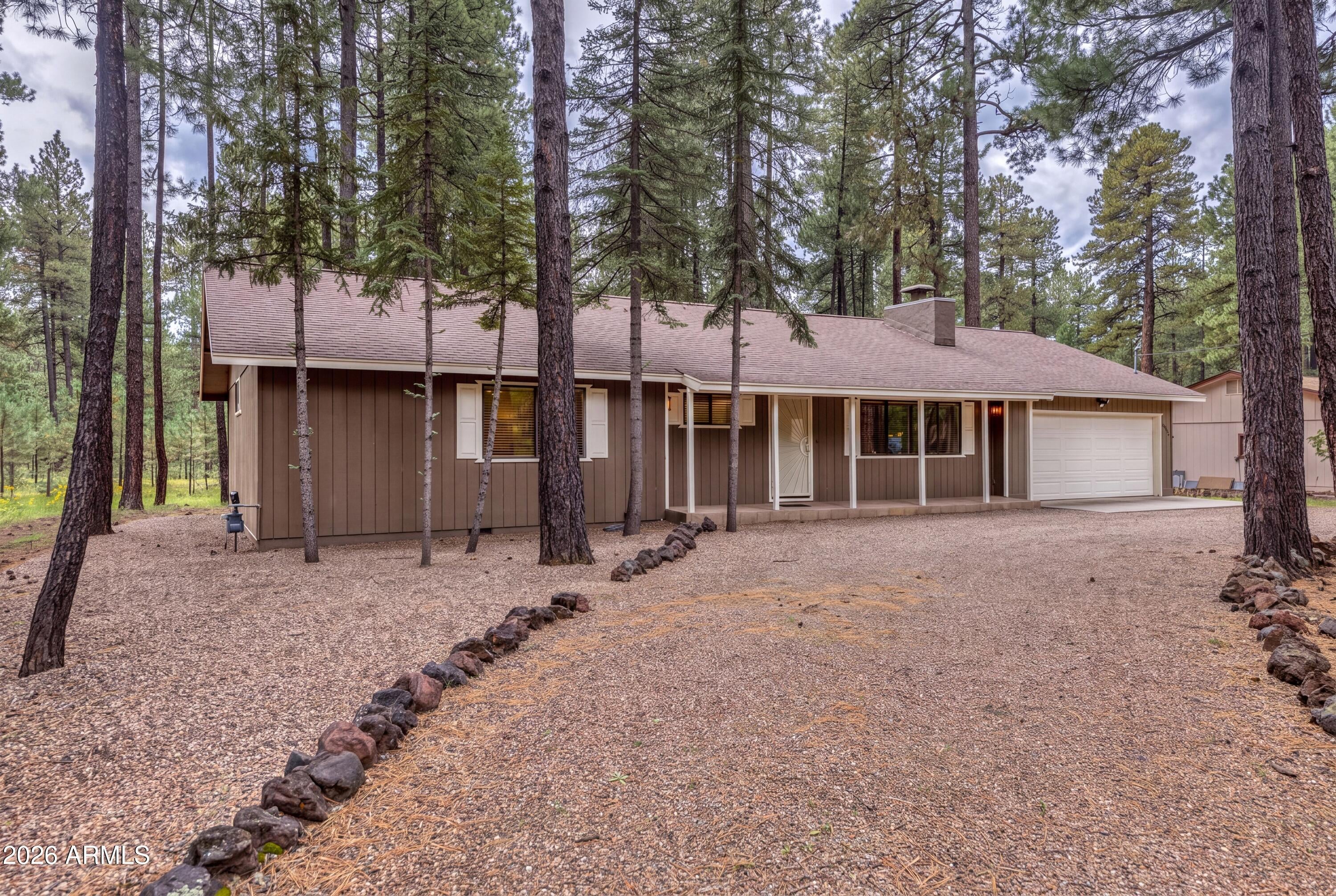 7951 COUNTRY CLUB Drive