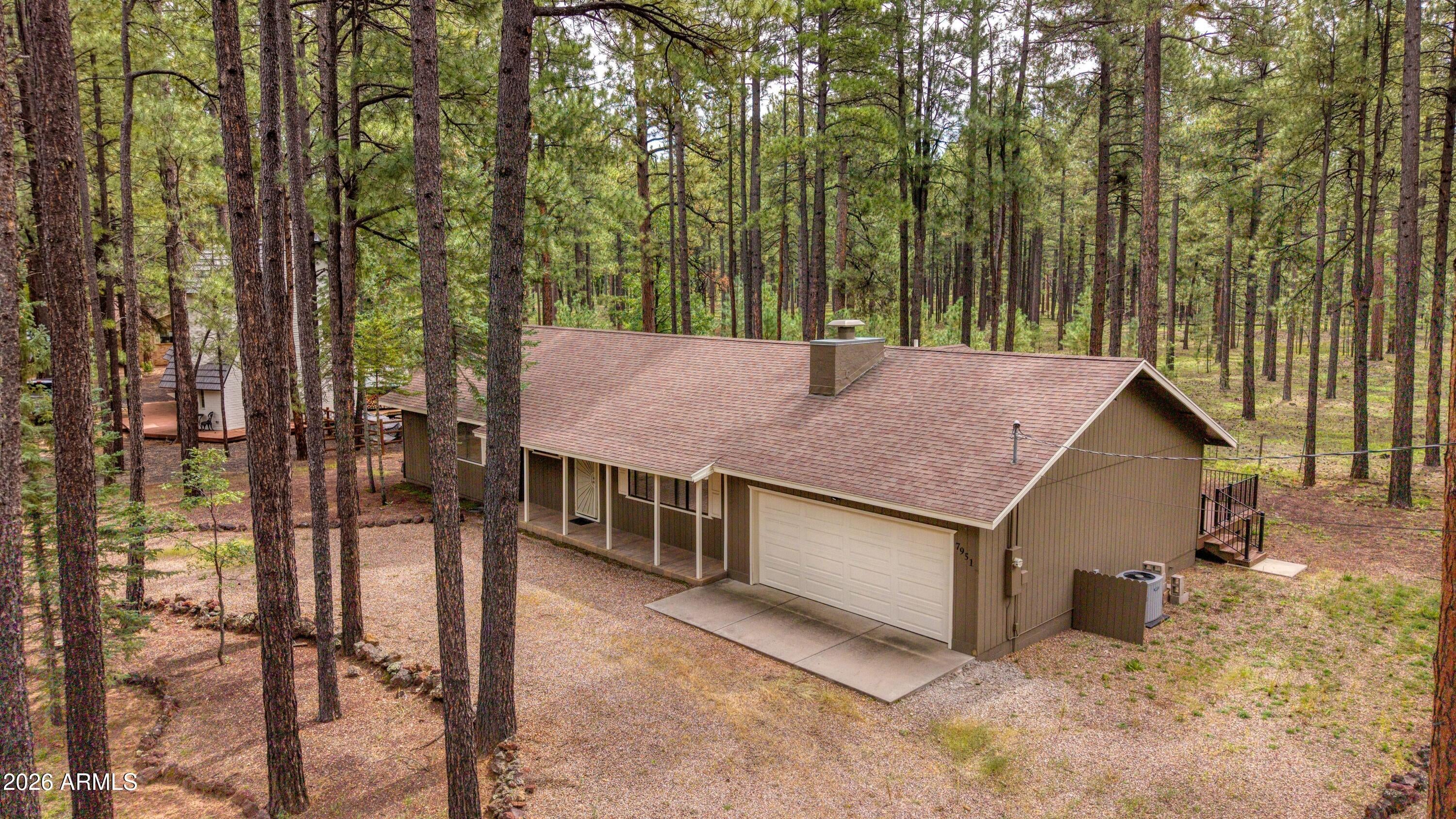 7951 COUNTRY CLUB Drive