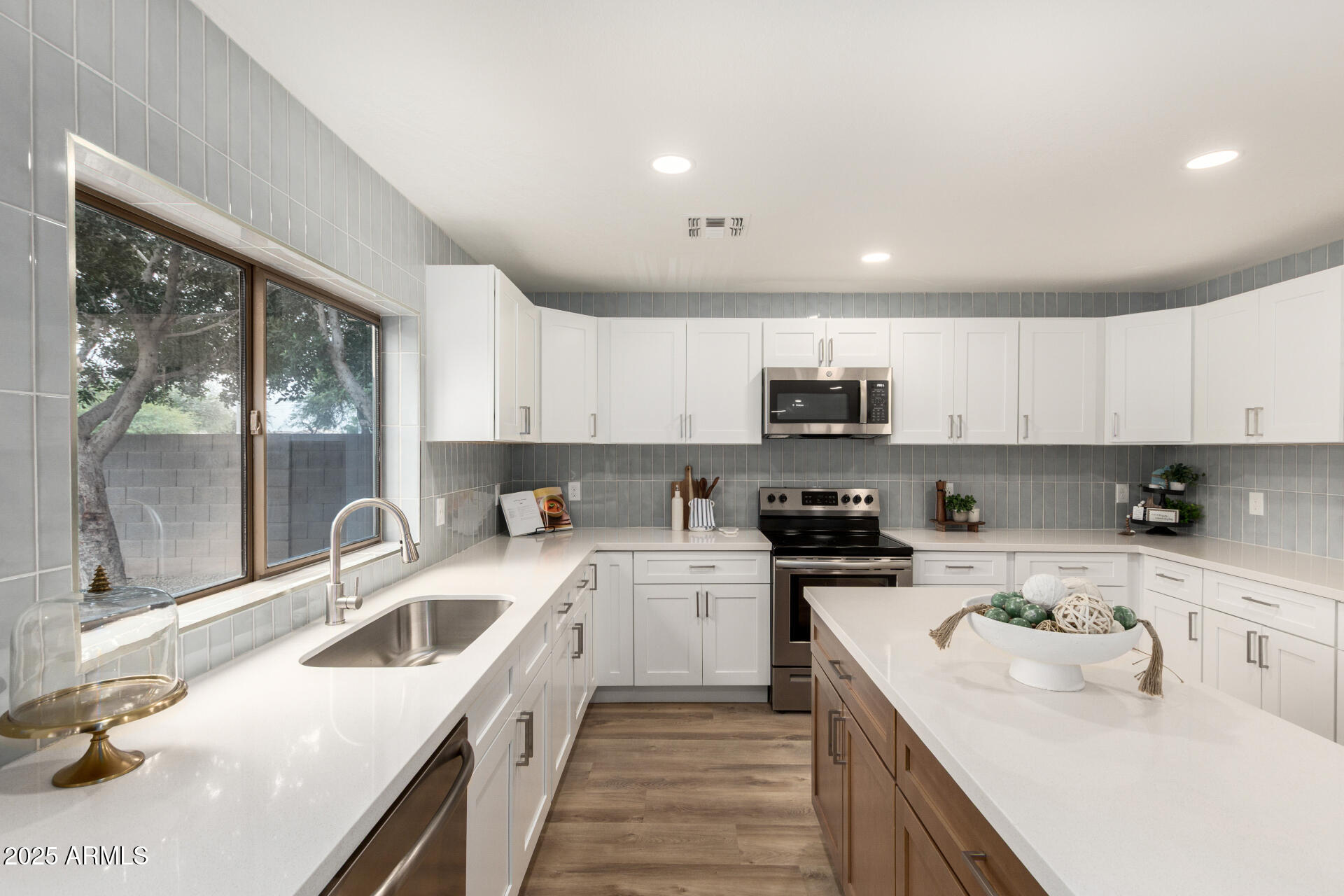 13021 W CROCUS Drive